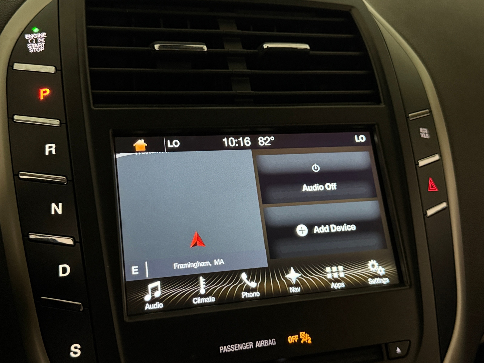 Thumbnail: 2017 Lincoln MKC - 3