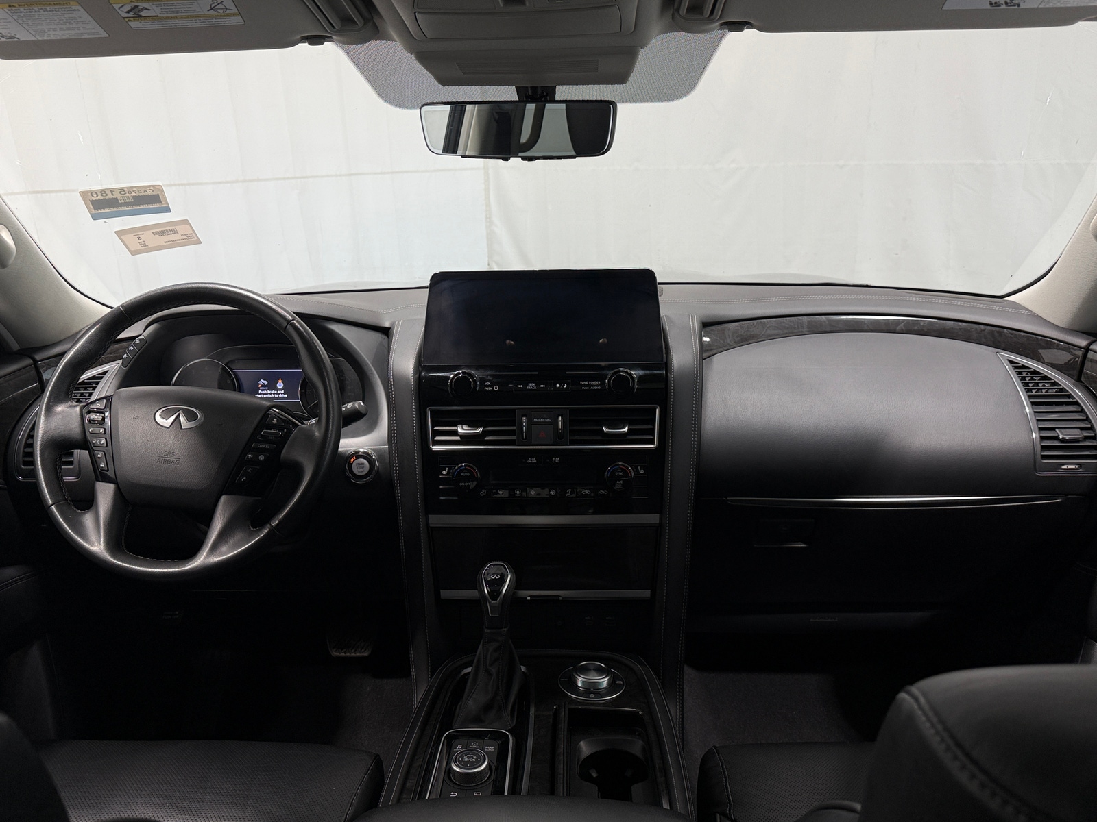Thumbnail: 2024 INFINITI QX80 - 2