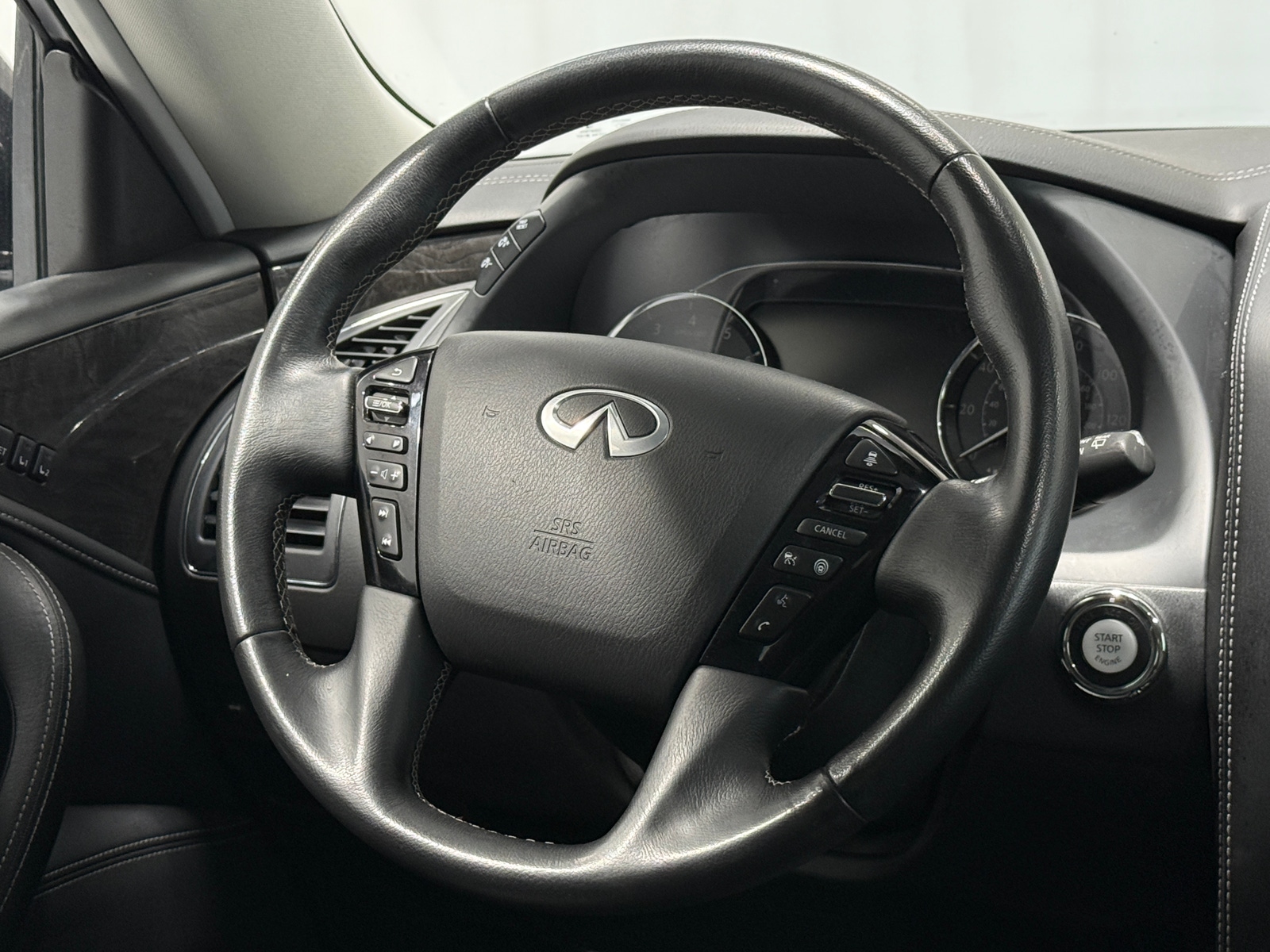 Thumbnail: 2024 INFINITI QX80 - 4
