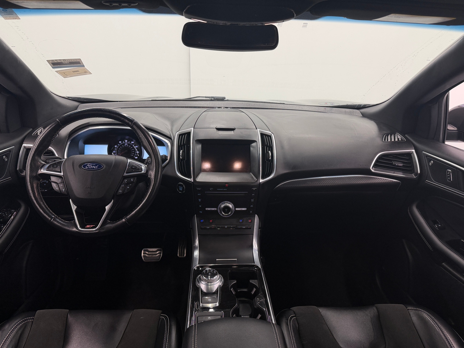 Thumbnail: 2019 Ford Edge - 2