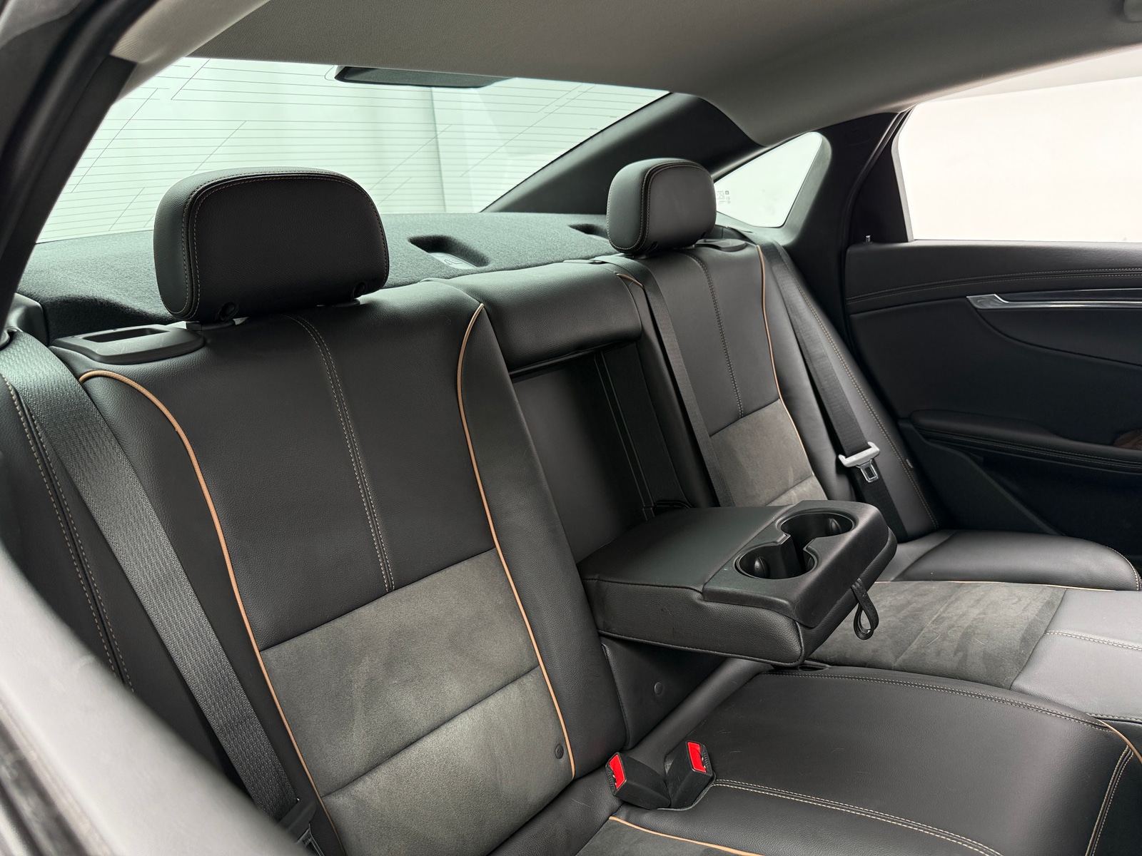 Thumbnail: 2015 Chevrolet Impala - 5