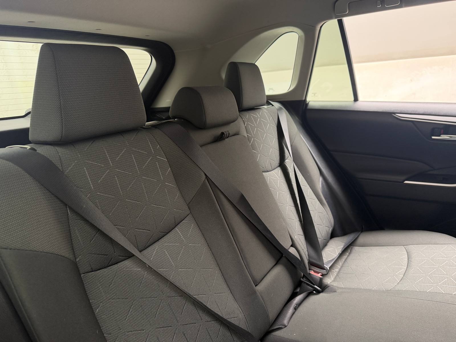 Thumbnail: 2022 Toyota RAV4 - 6