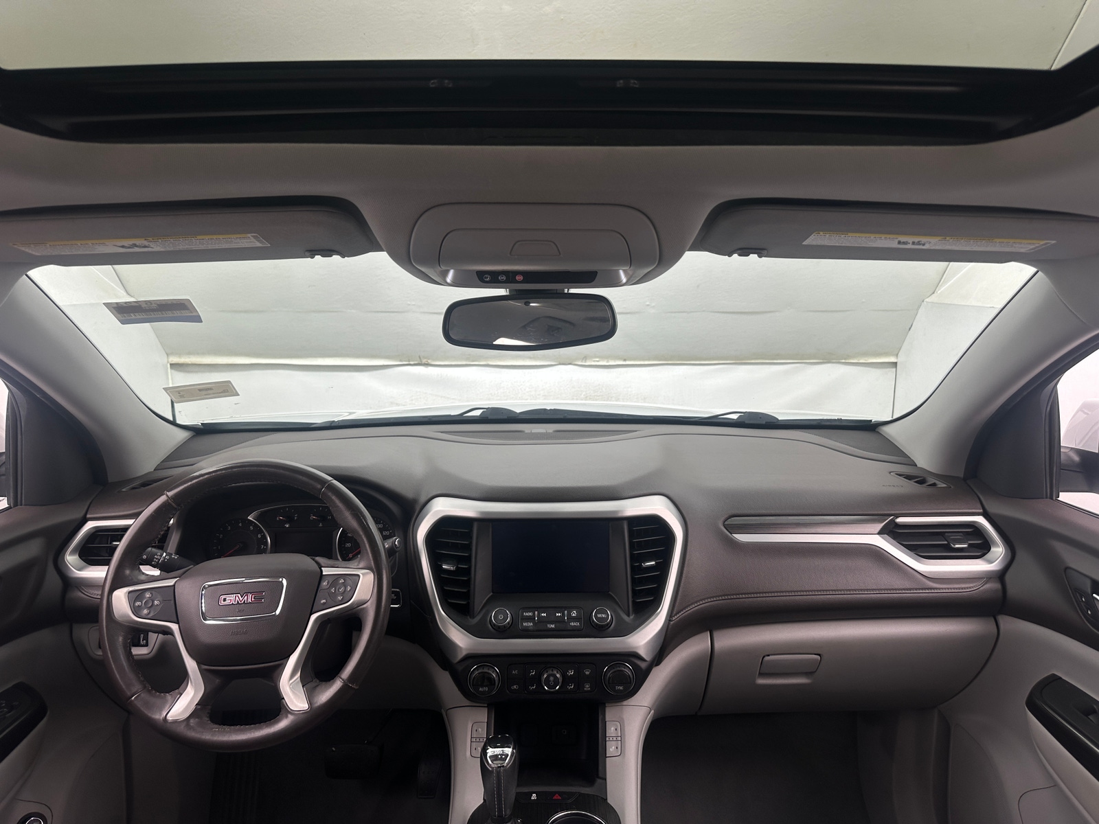 Thumbnail: 2019 GMC Acadia - 2