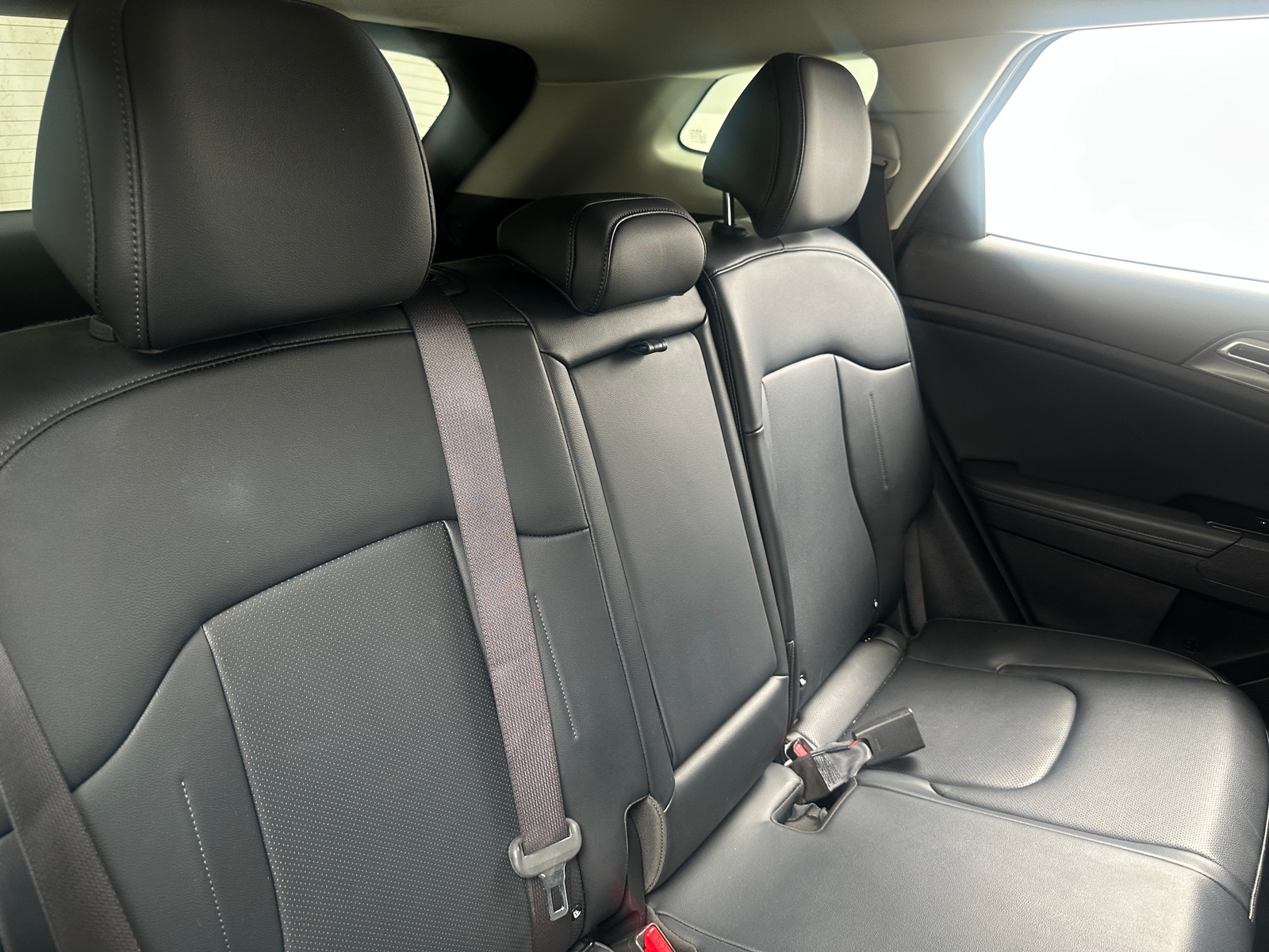 Thumbnail: 2023 Kia Sportage - 5