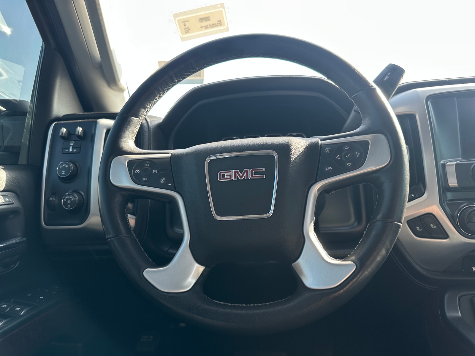 Thumbnail: 2018 GMC Sierra 2500 - 4