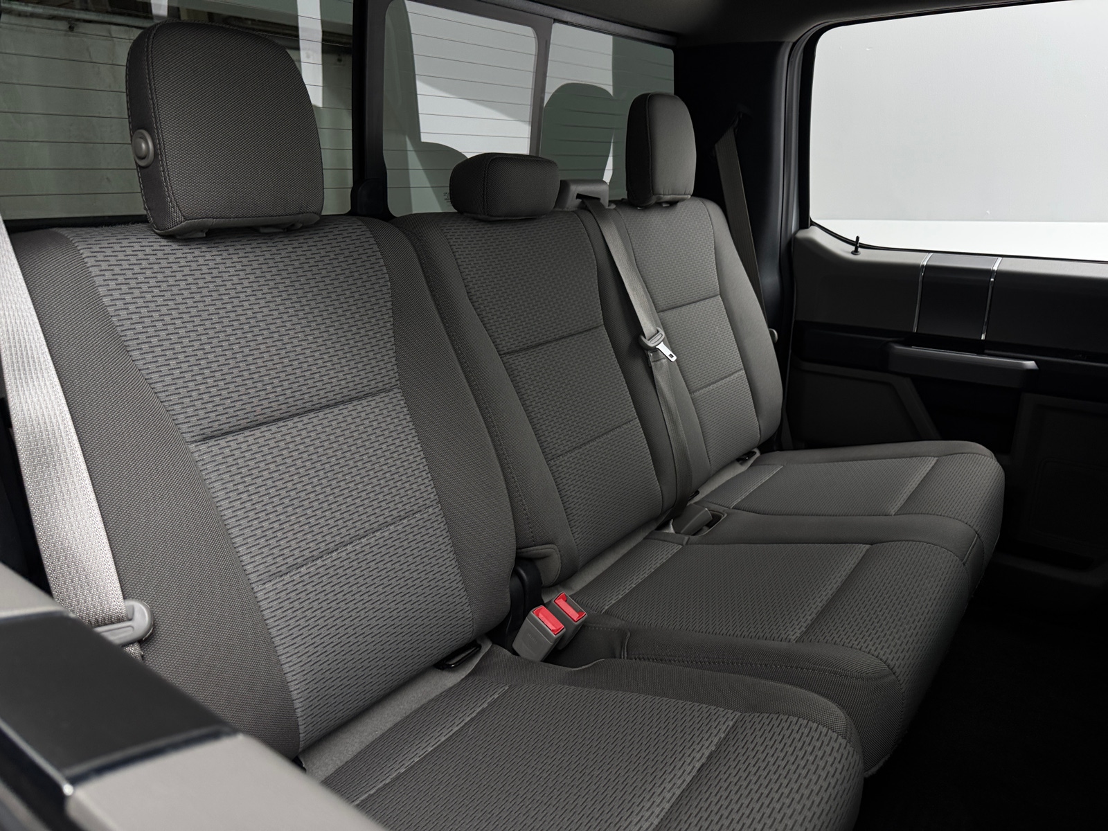Thumbnail: 2019 Ford Econoline - 6
