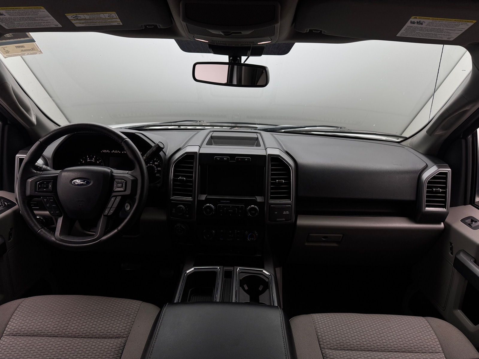 Thumbnail: 2019 Ford Econoline - 3
