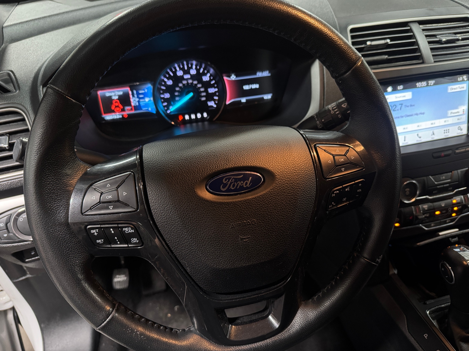 Thumbnail: 2019 Ford Explorer - 5