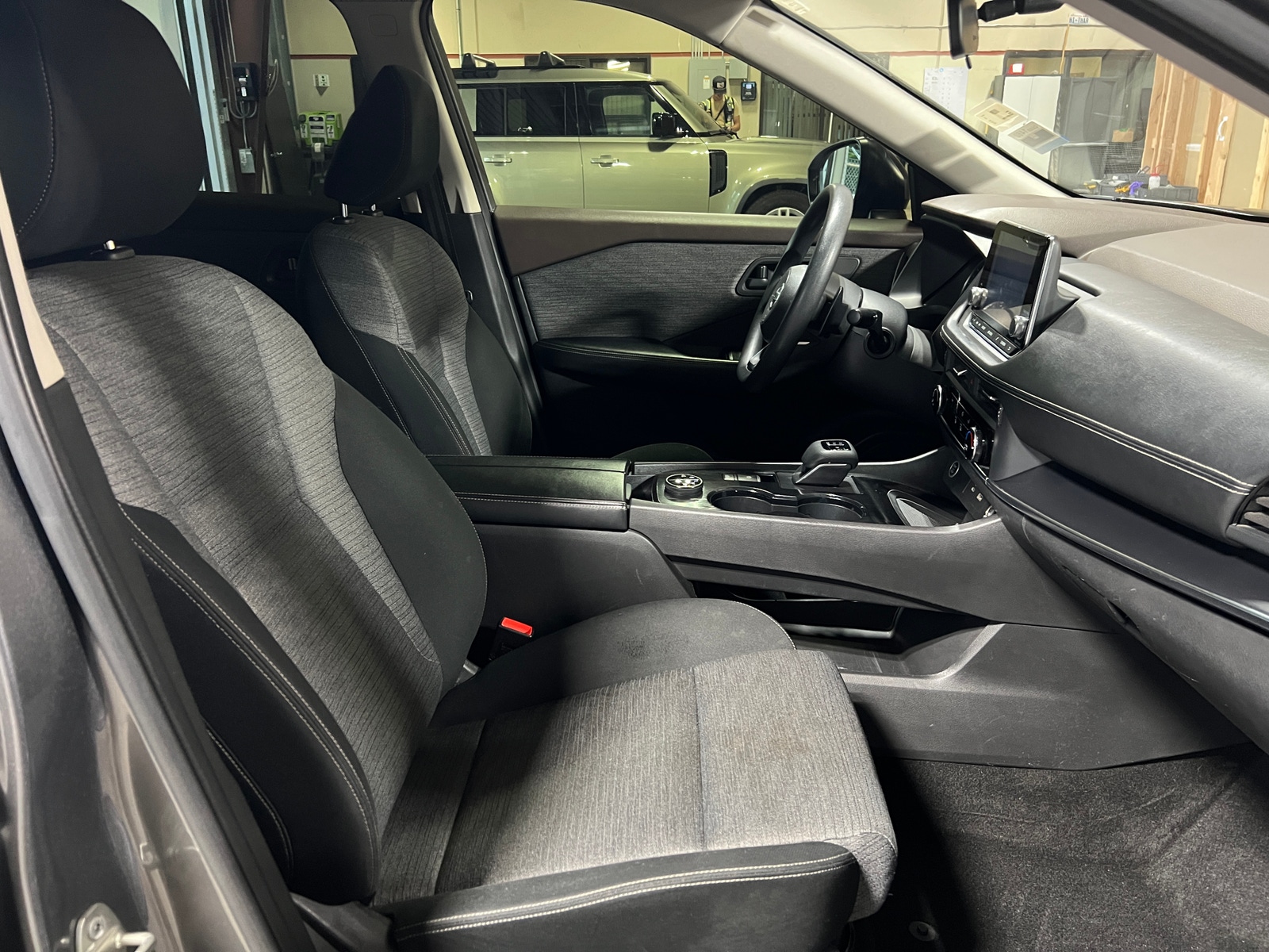 Thumbnail: 2021 Nissan Rogue - 2