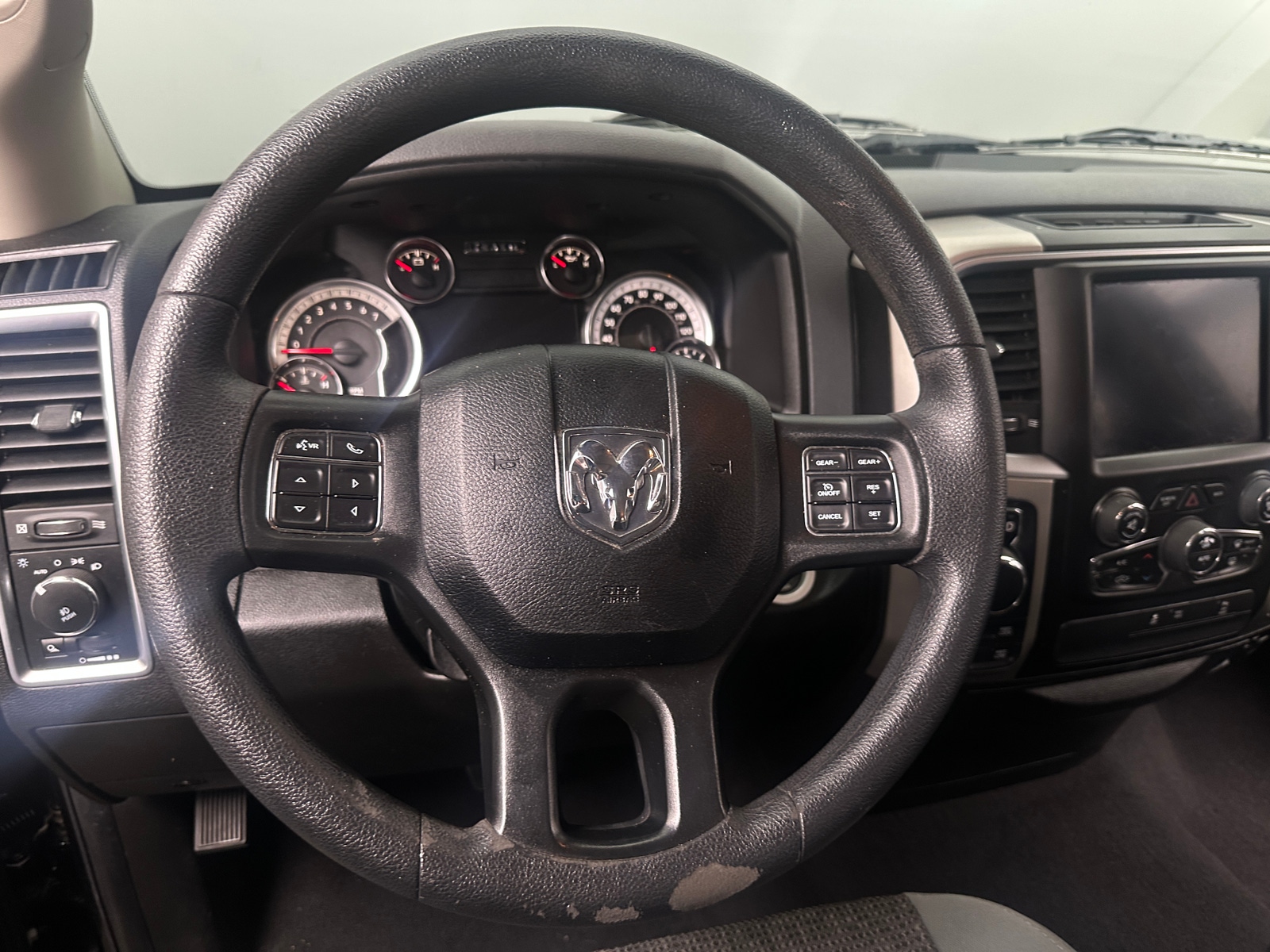Thumbnail: 2019 RAM 1500 Classic - 5