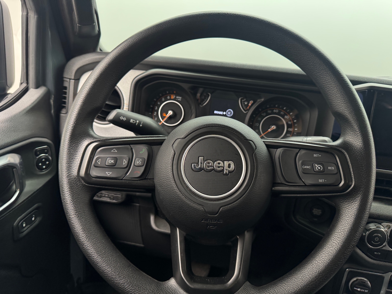 Thumbnail: 2025 Jeep Gladiator - 5