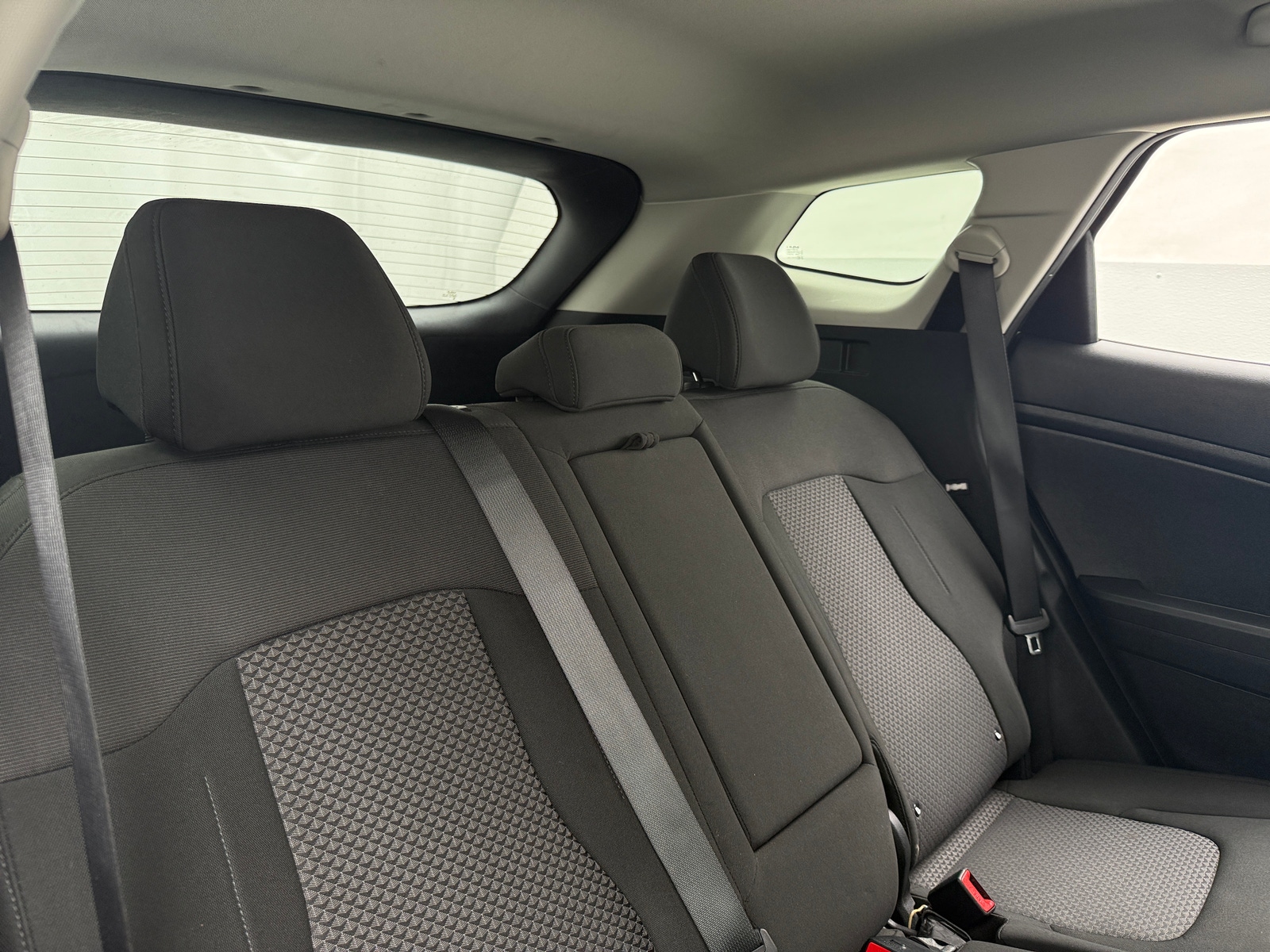 Thumbnail: 2023 Kia Sportage - 6