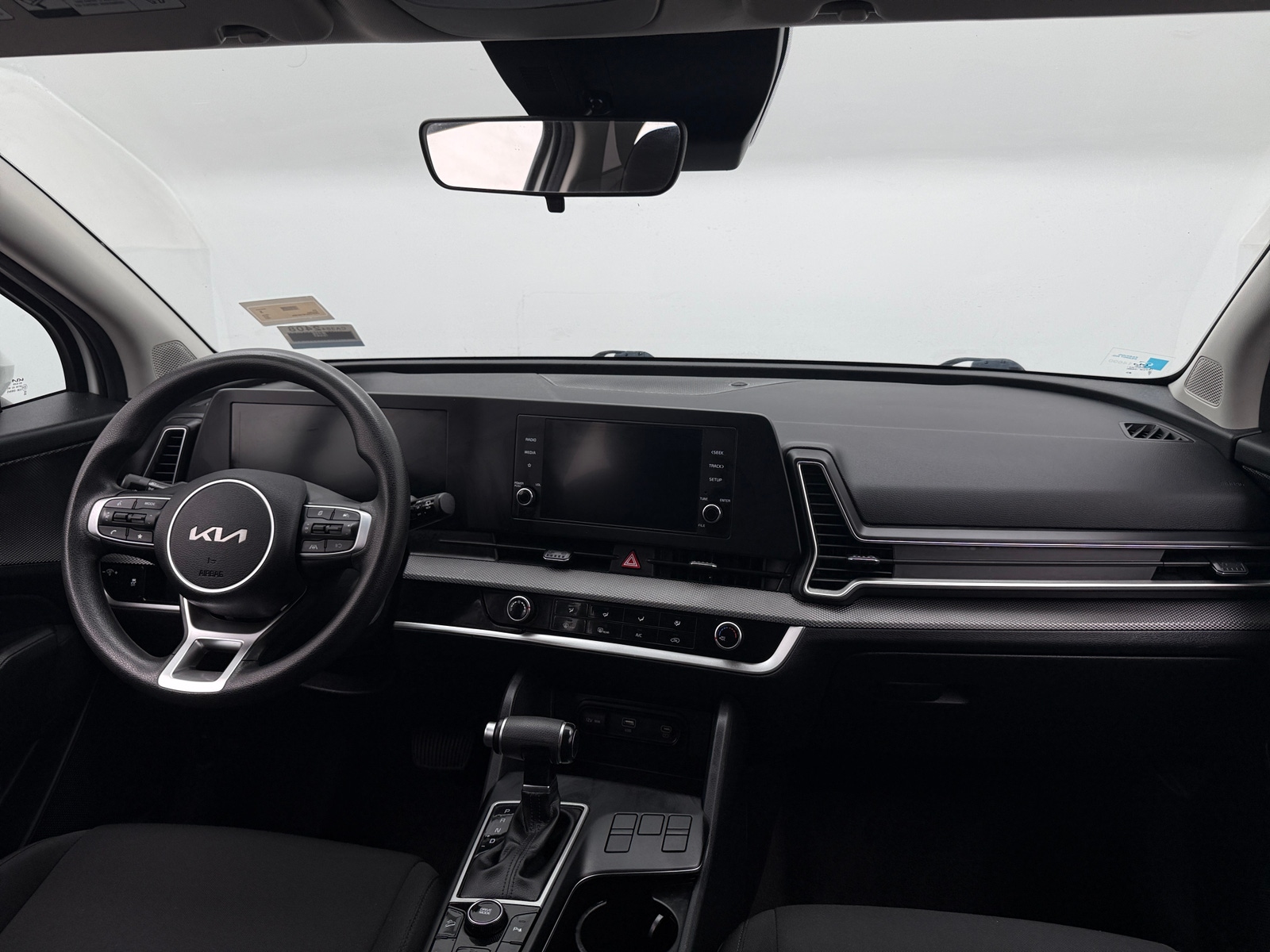 Thumbnail: 2023 Kia Sportage - 3
