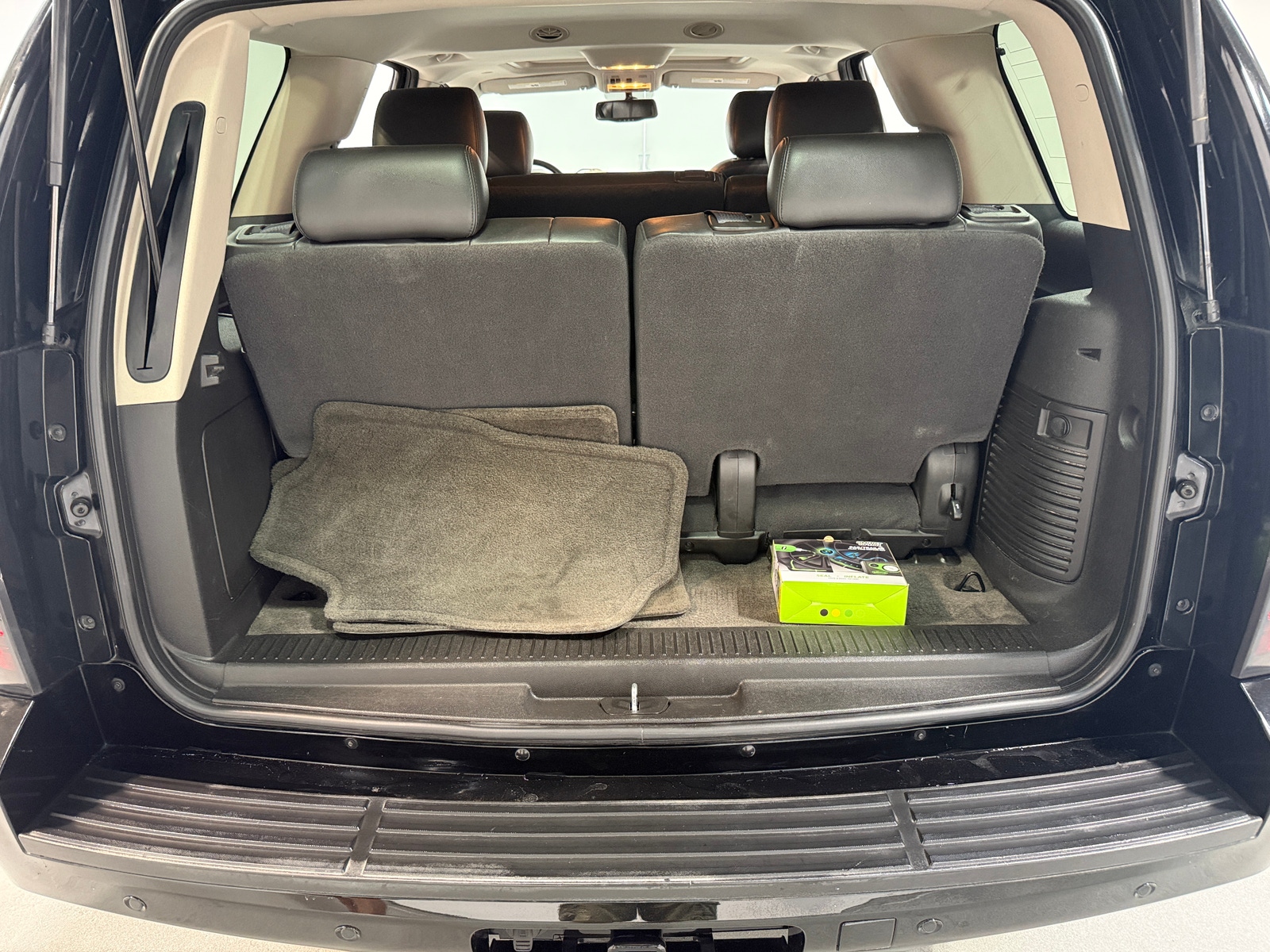 Thumbnail: 2013 Chevrolet Tahoe - 6