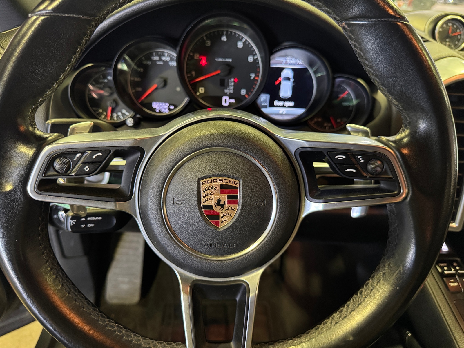 Thumbnail: 2016 Porsche Cayenne - 4