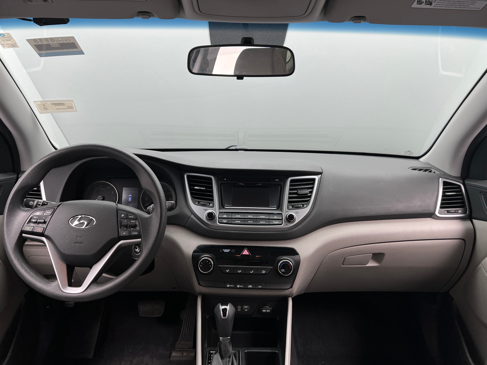 Thumbnail: 2017 Hyundai Tucson - 3