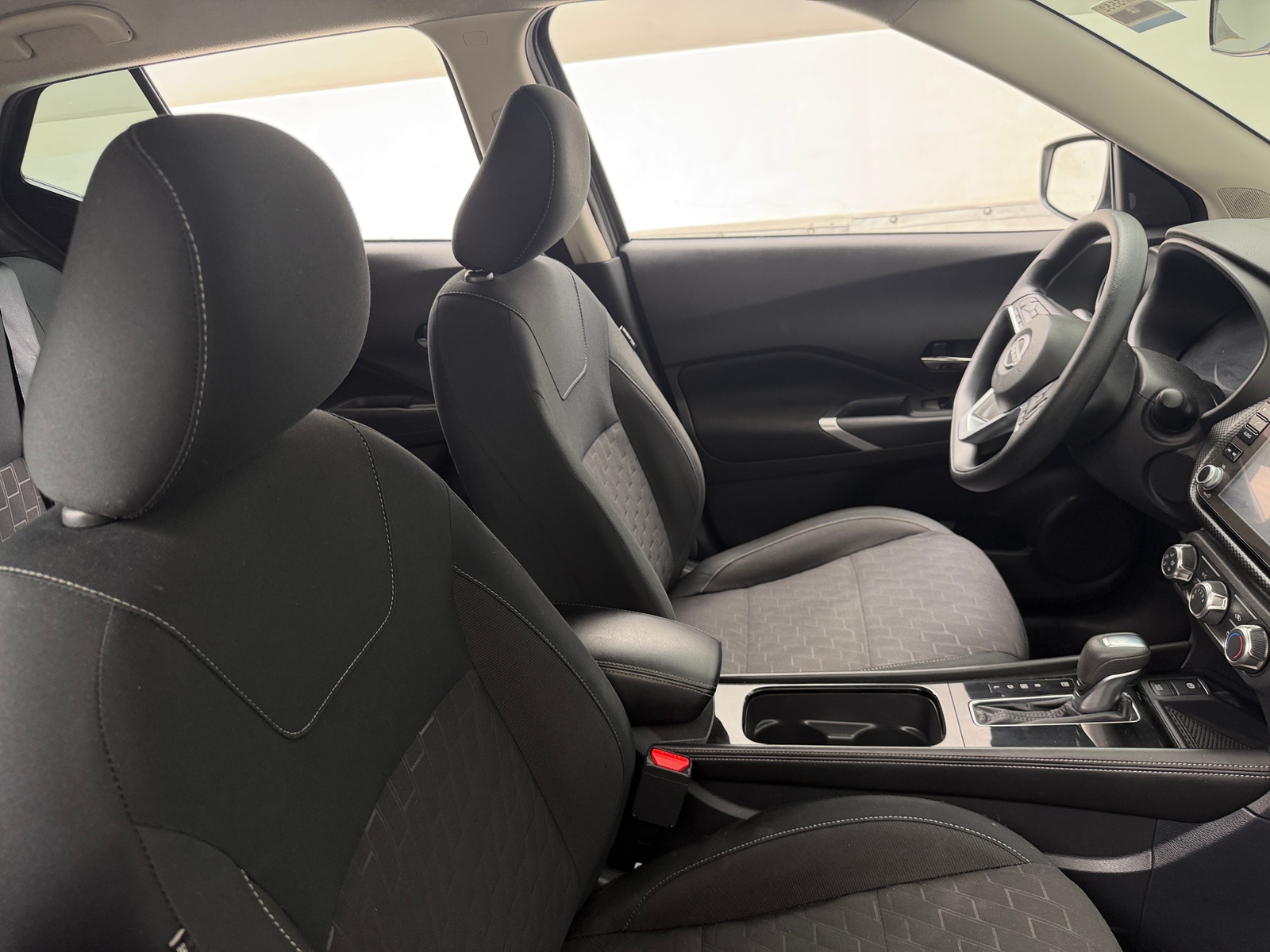 Thumbnail: 2024 Nissan Kicks - 2