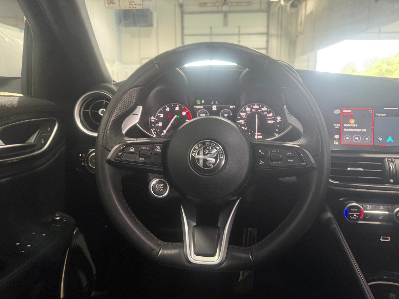 Thumbnail: 2023 Alfa Romeo Giulia - 4