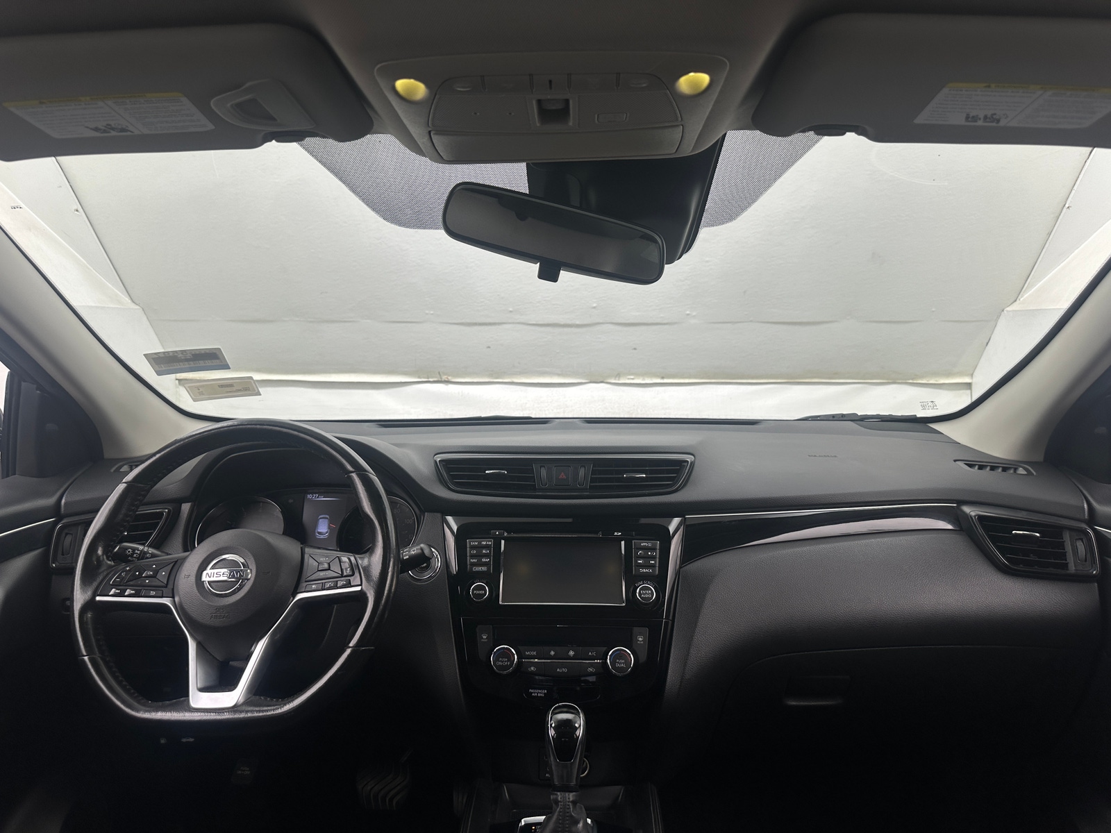 Thumbnail: 2018 Nissan Rogue Sport - 2