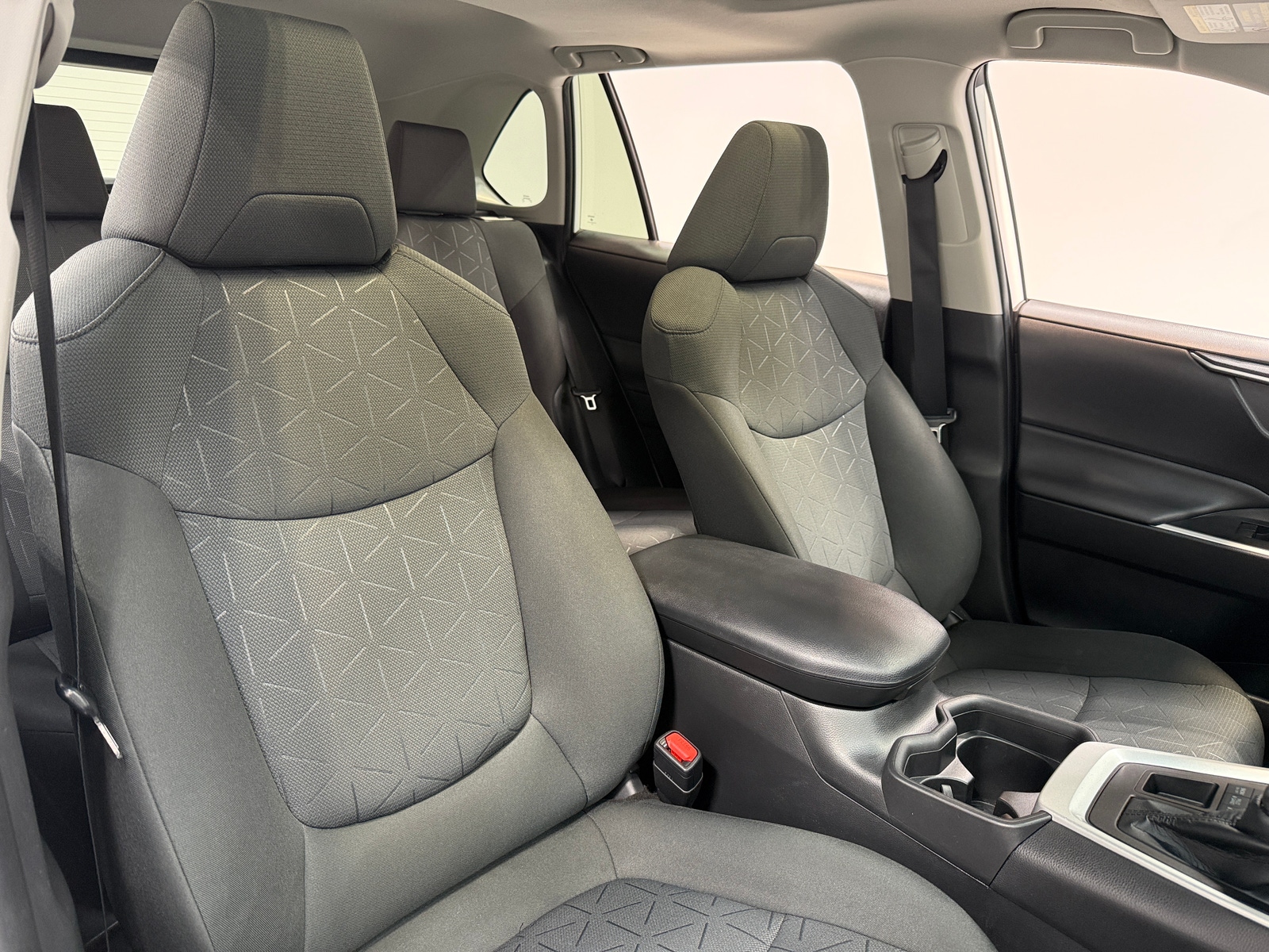 Thumbnail: 2021 Toyota RAV4 - 2