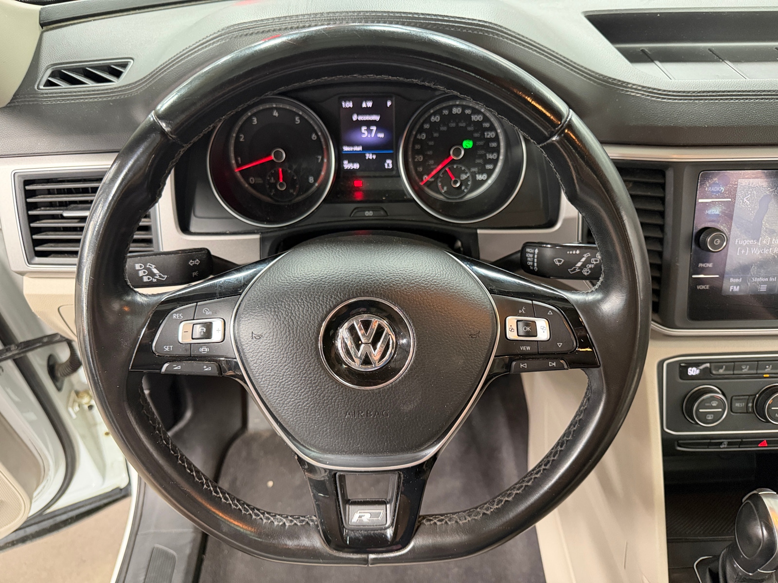 Thumbnail: 2019 Volkswagen Atlas - 4