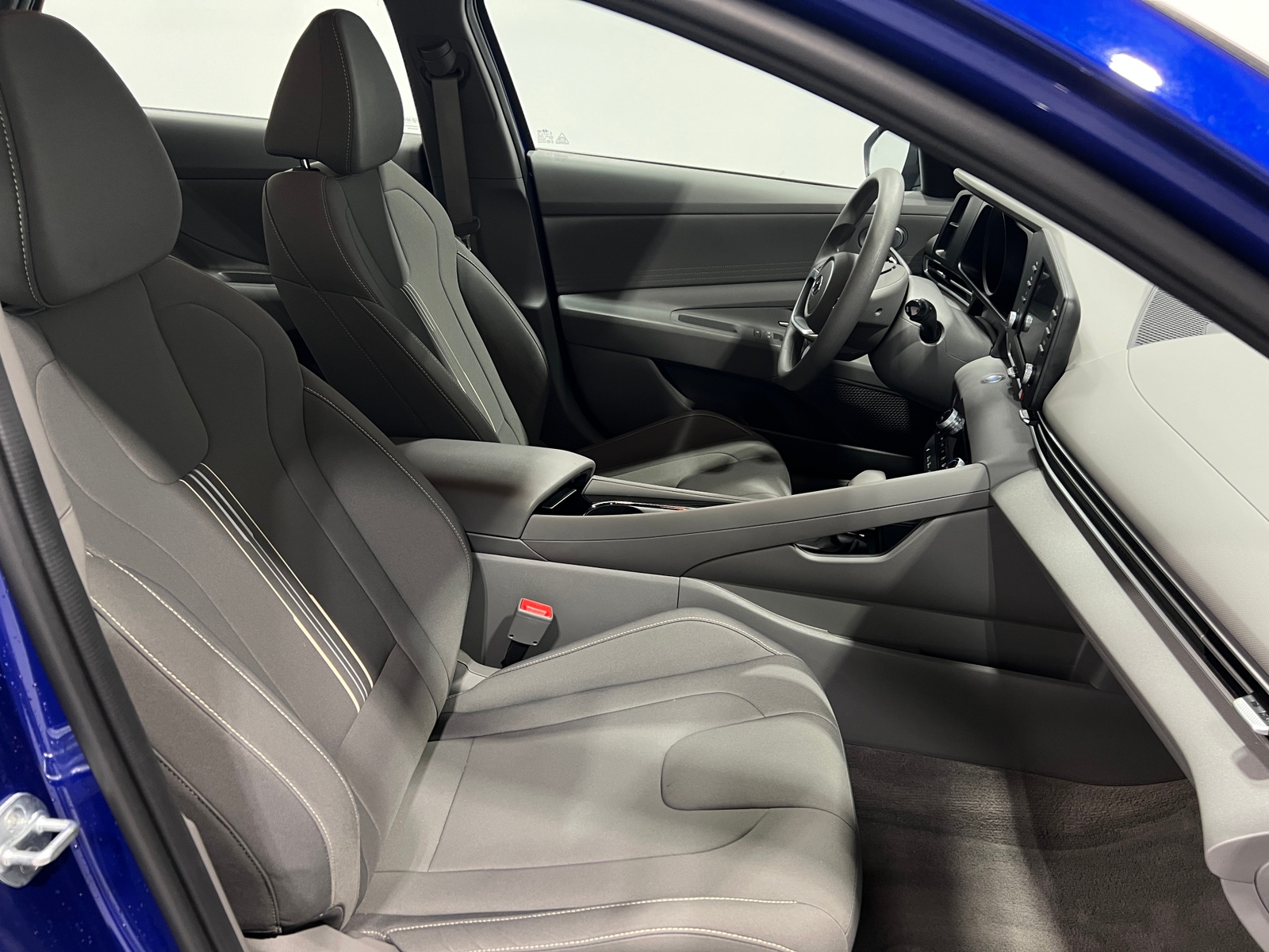 Thumbnail: 2023 Hyundai Elantra - 2
