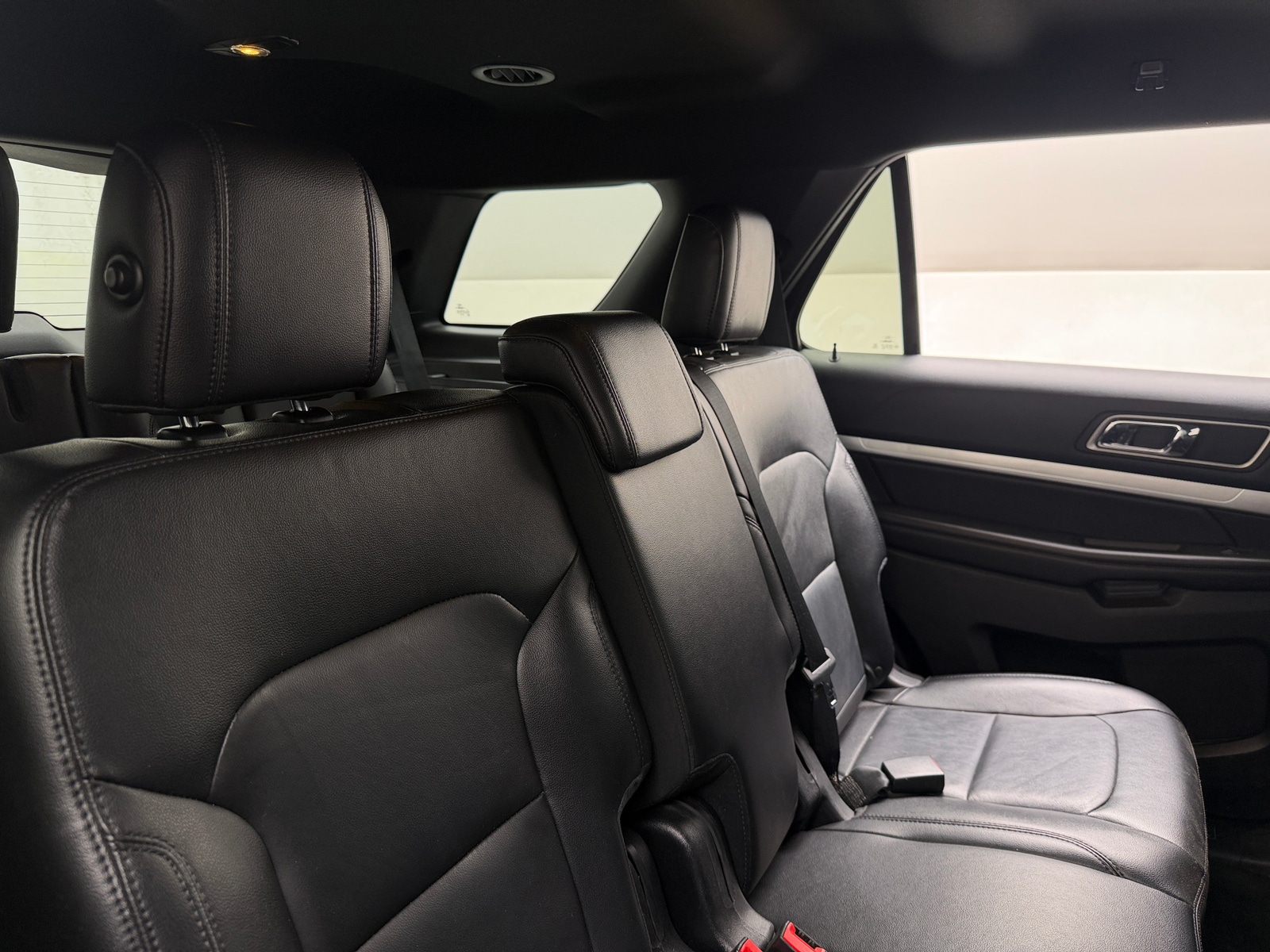 Thumbnail: 2016 Ford Explorer - 5