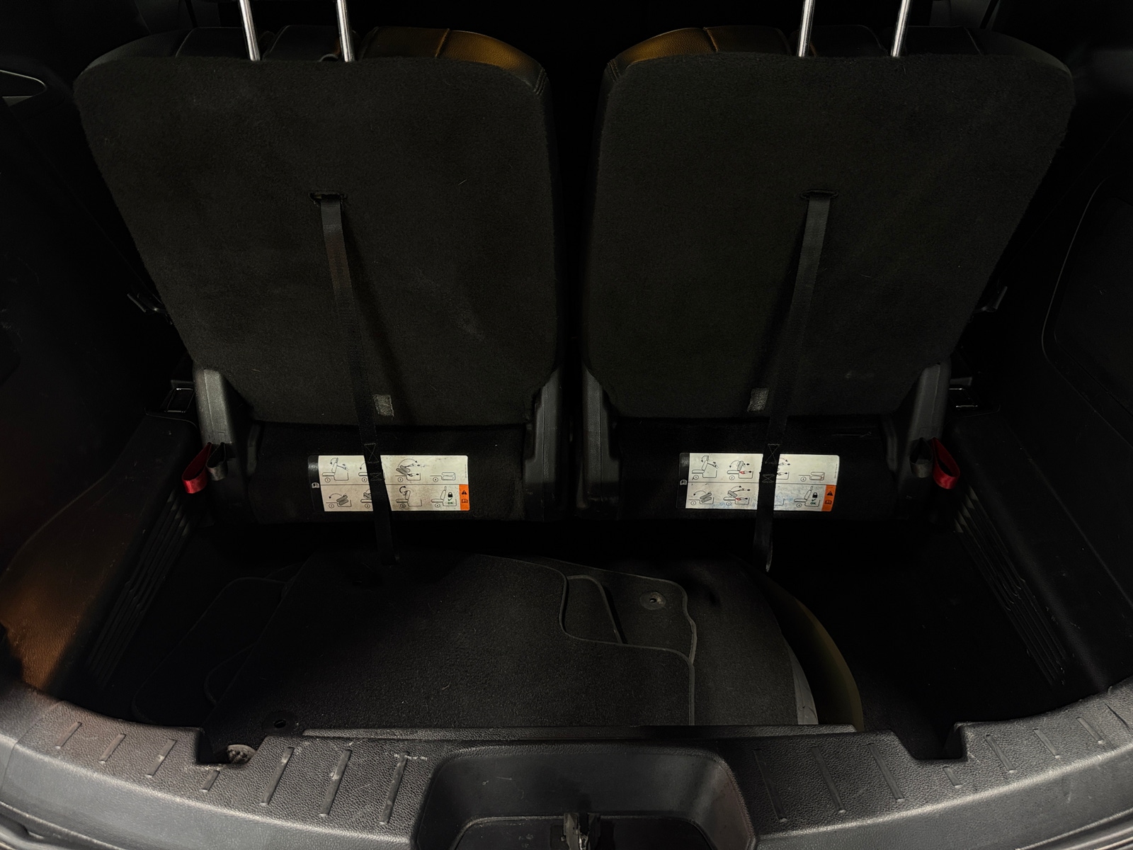Thumbnail: 2016 Ford Explorer - 6