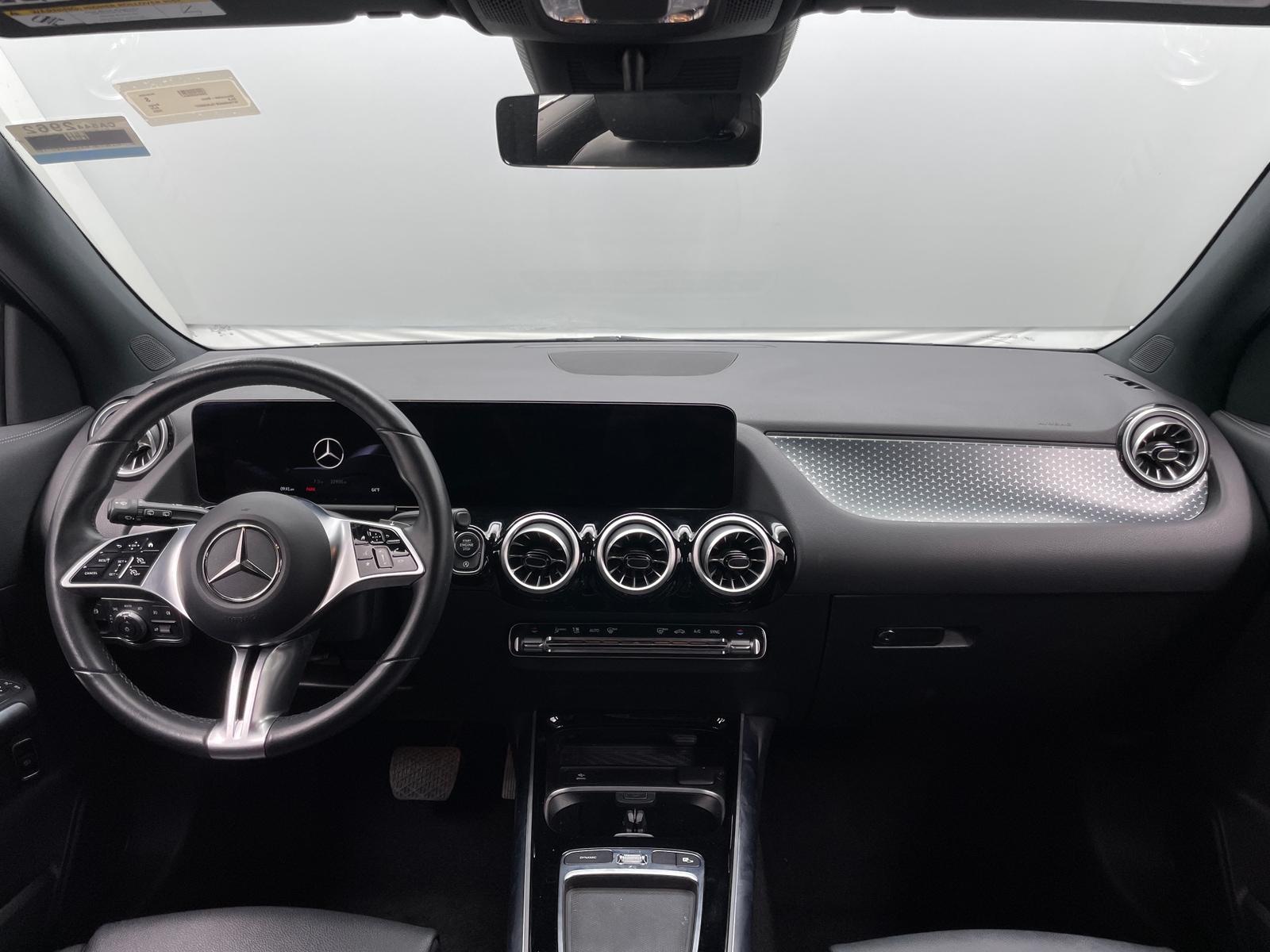Thumbnail: 2025 Mercedes-Benz GLA - 2