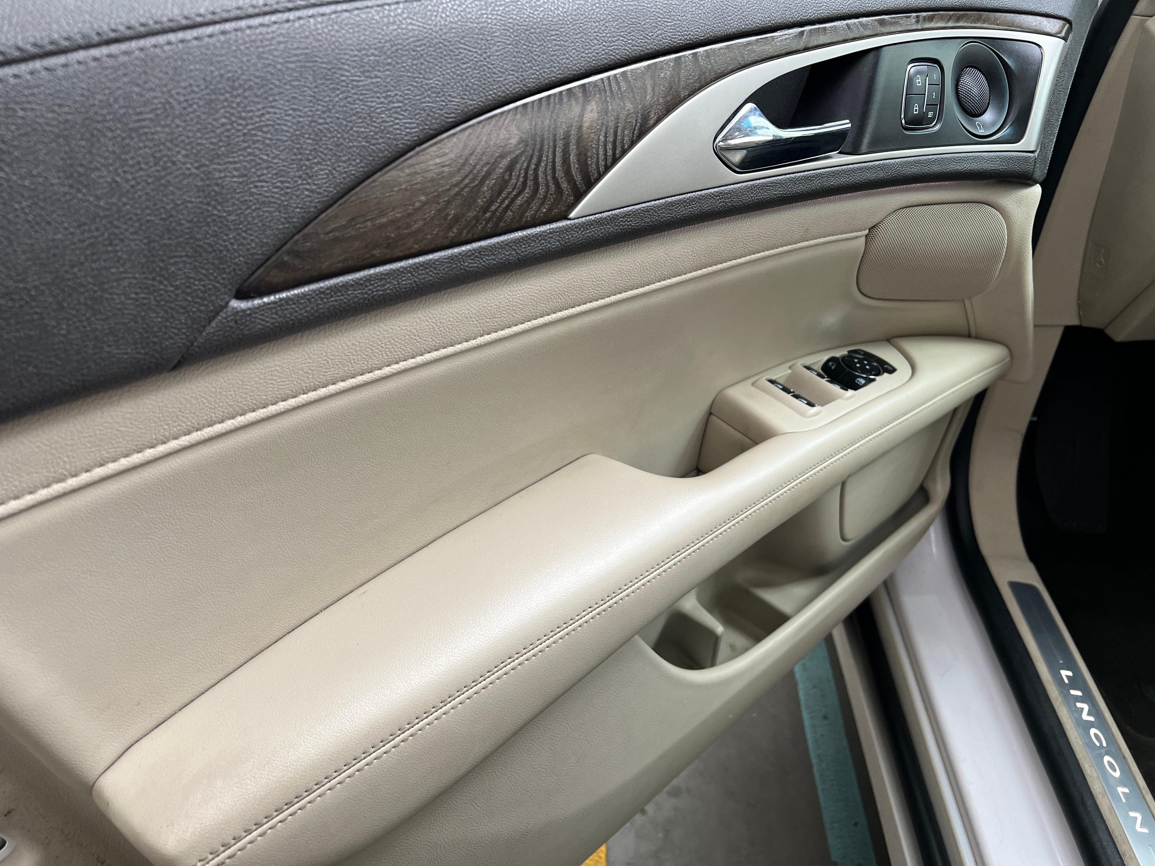 2019 Lincoln MKZ Reserve I - Photo 10