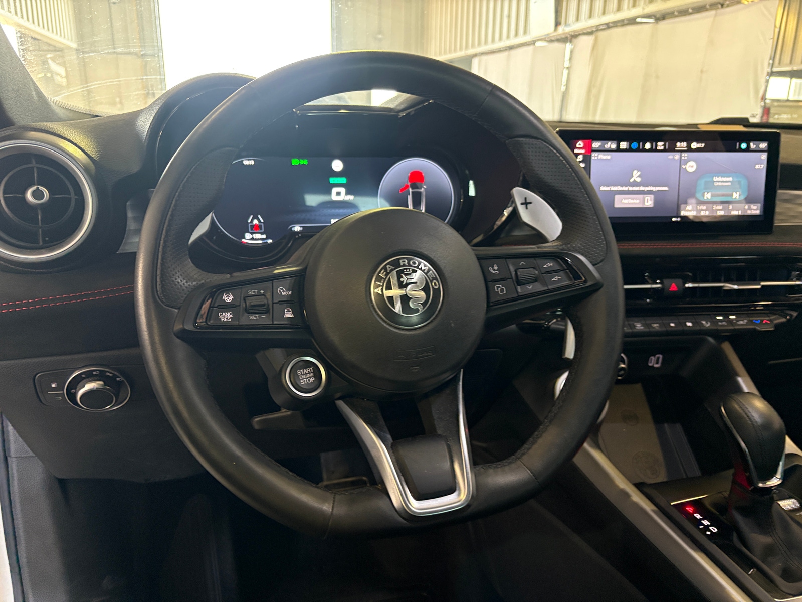 Thumbnail: 2024 Alfa Romeo Tonale - 4