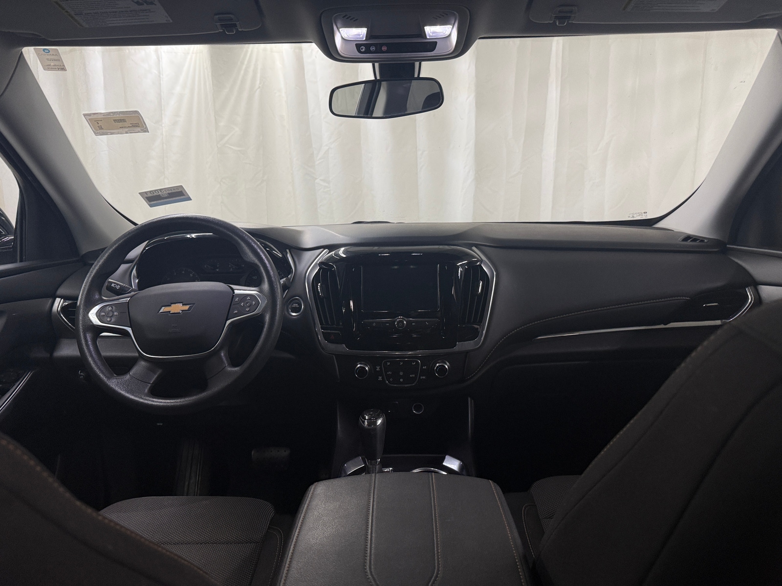Thumbnail: 2020 Chevrolet Traverse - 3