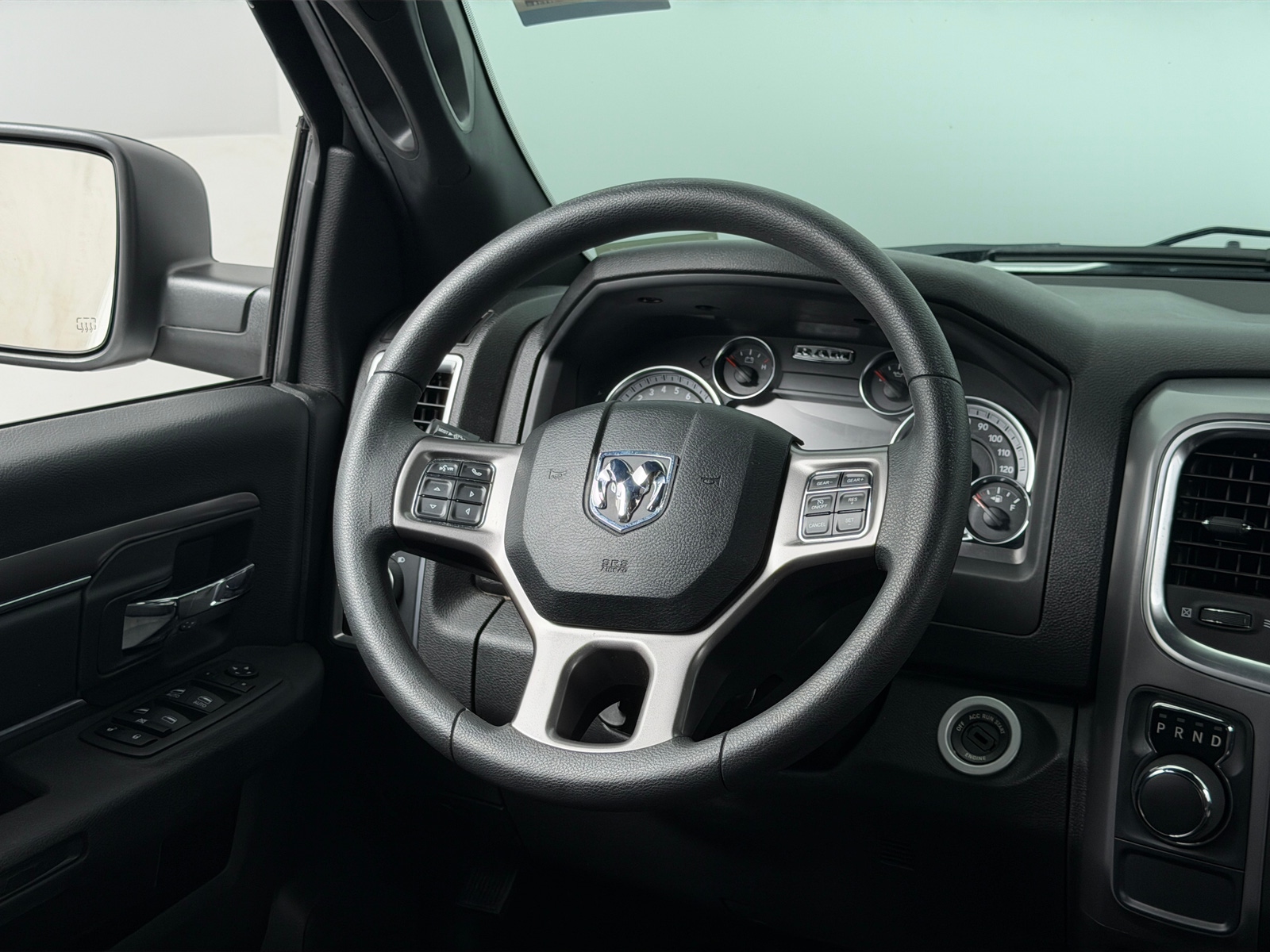 Thumbnail: 2022 RAM 1500 Classic - 5