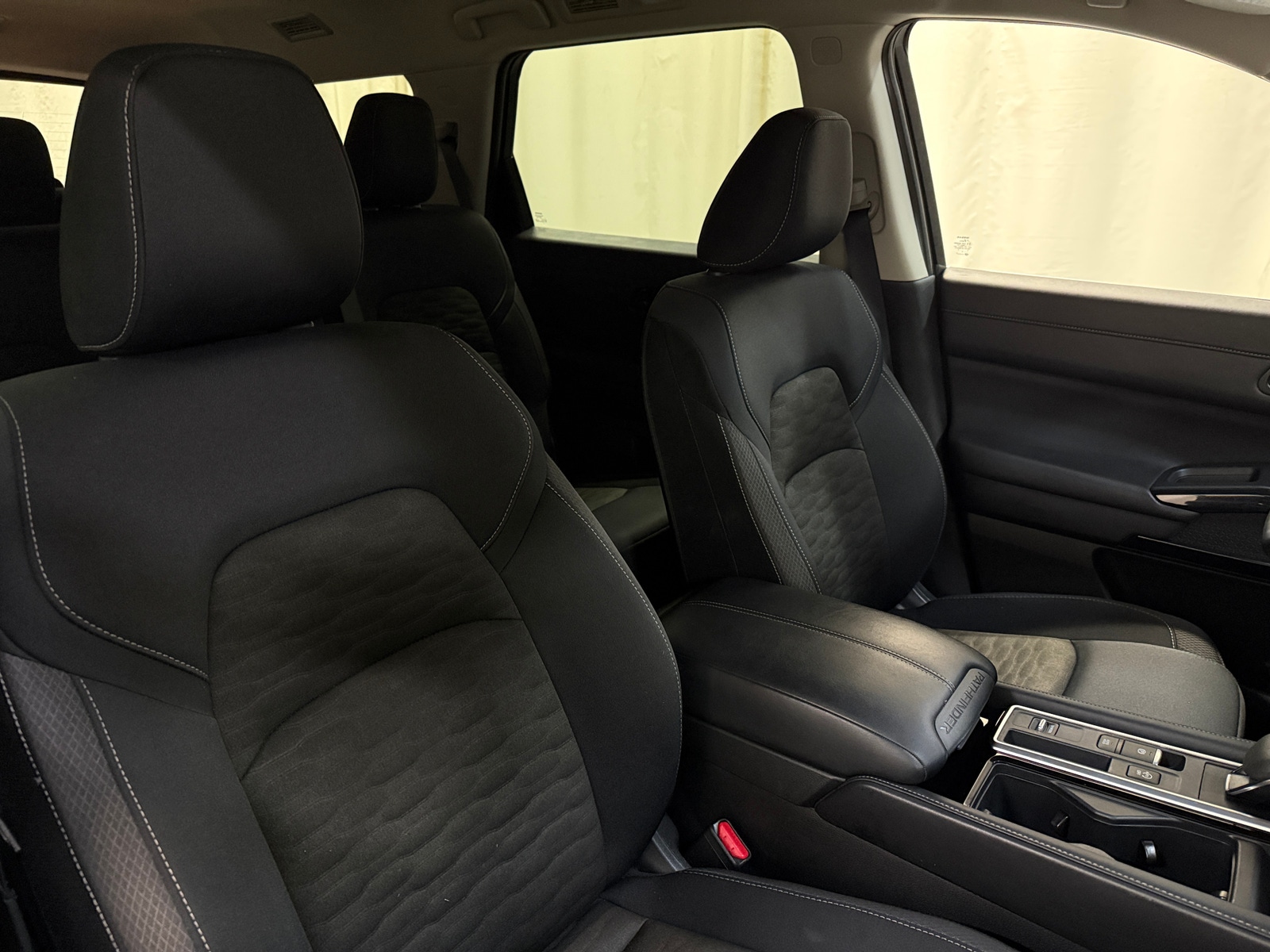 Thumbnail: 2025 Nissan Pathfinder - 2