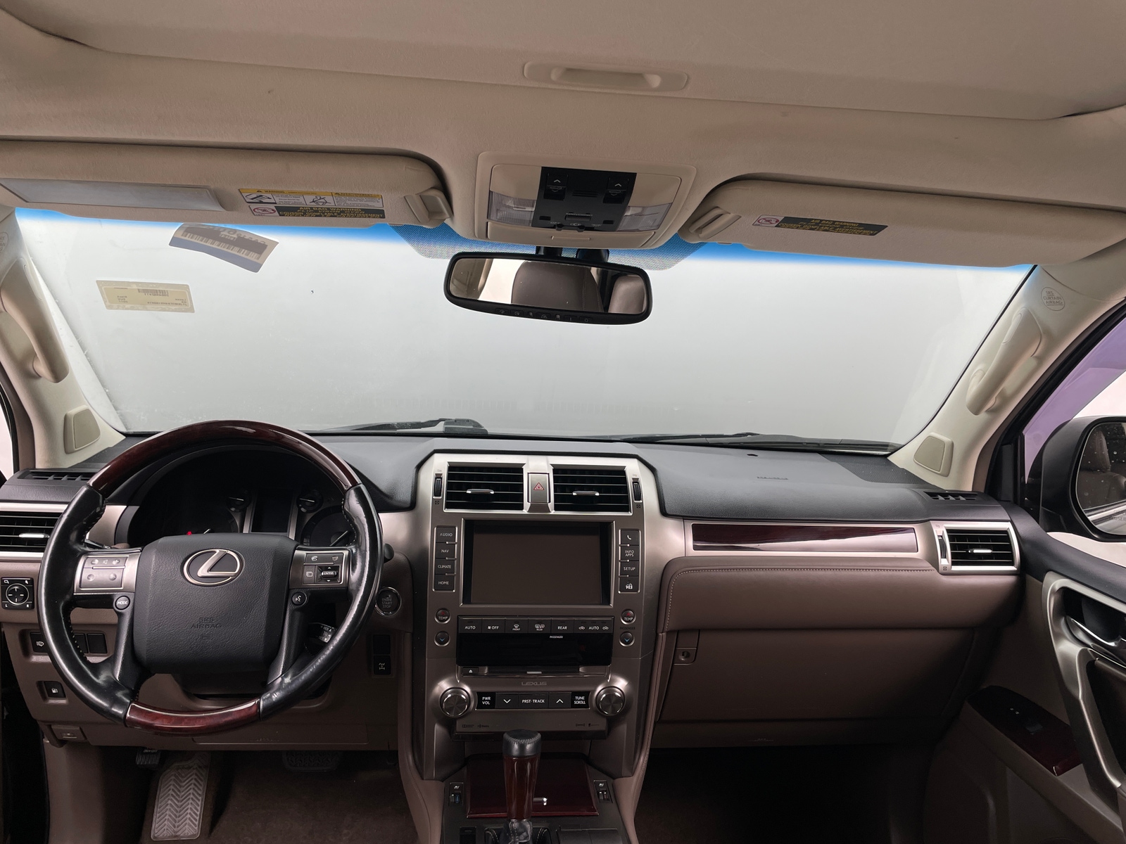 Thumbnail: 2017 Lexus GX - 2