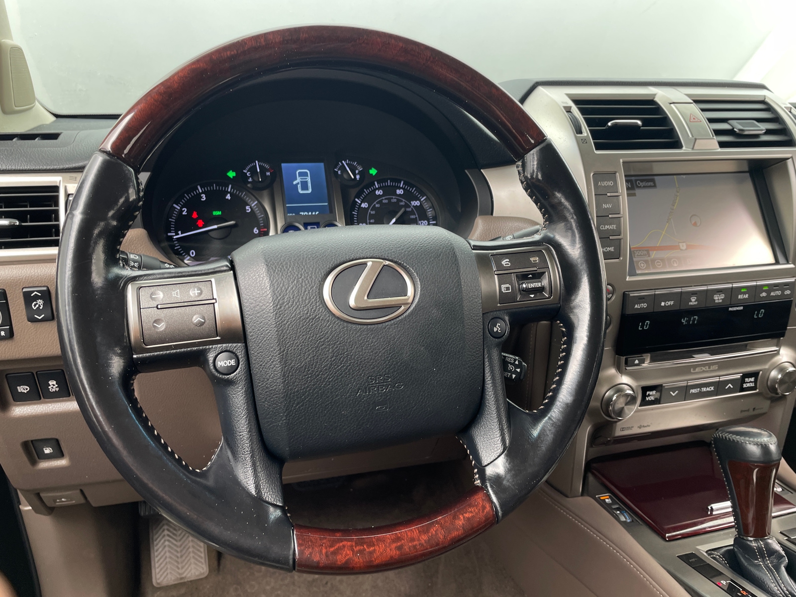 Thumbnail: 2017 Lexus GX - 4