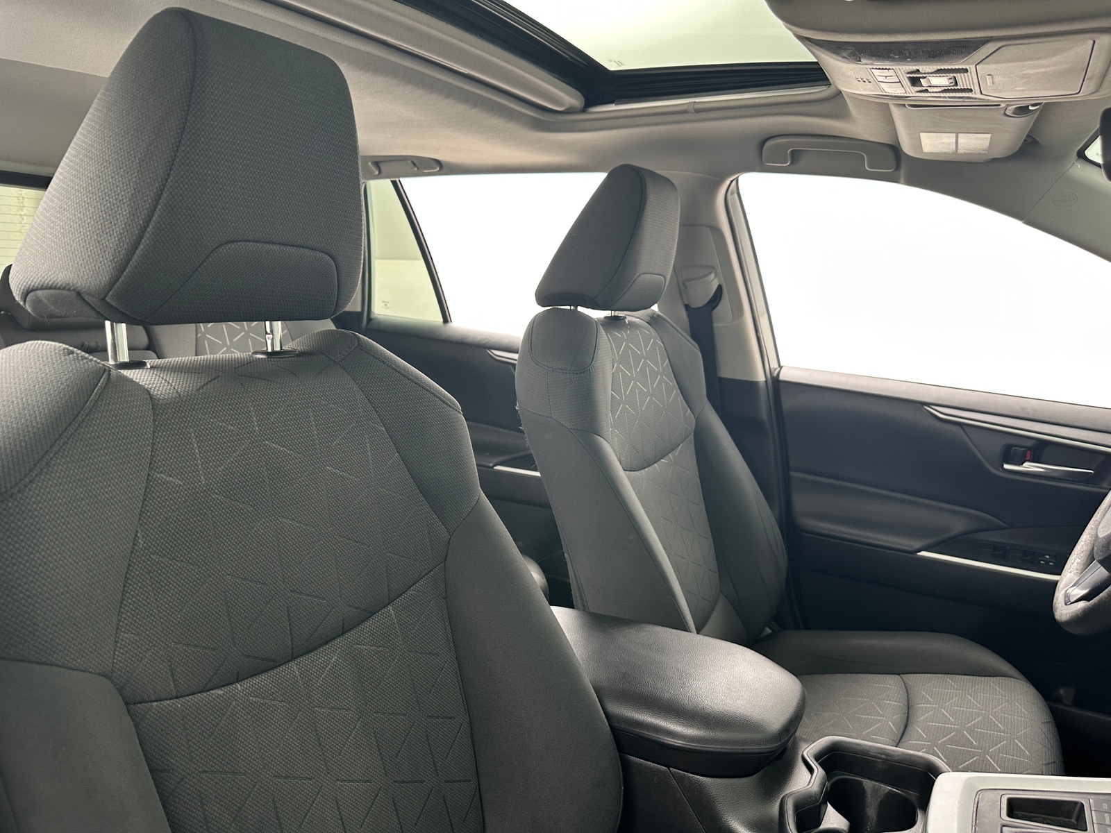 Thumbnail: 2021 Toyota RAV4 - 2