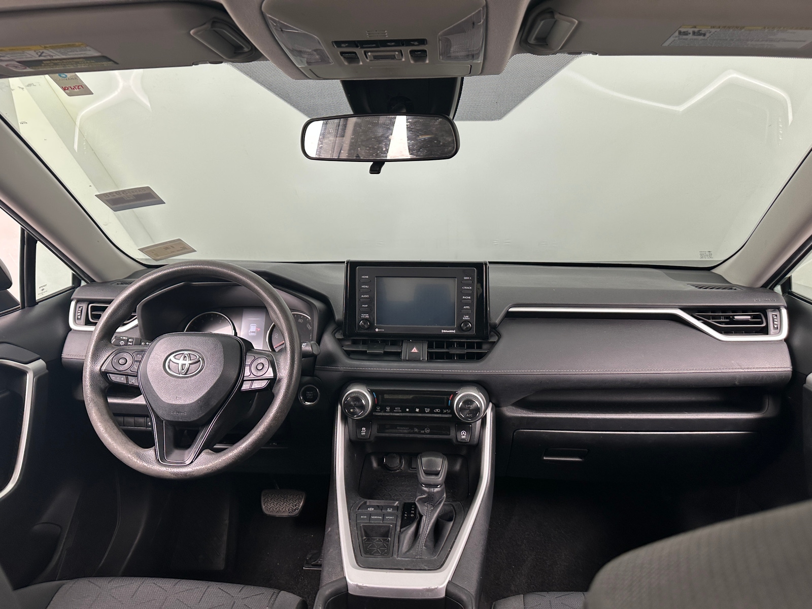 Thumbnail: 2021 Toyota RAV4 - 3