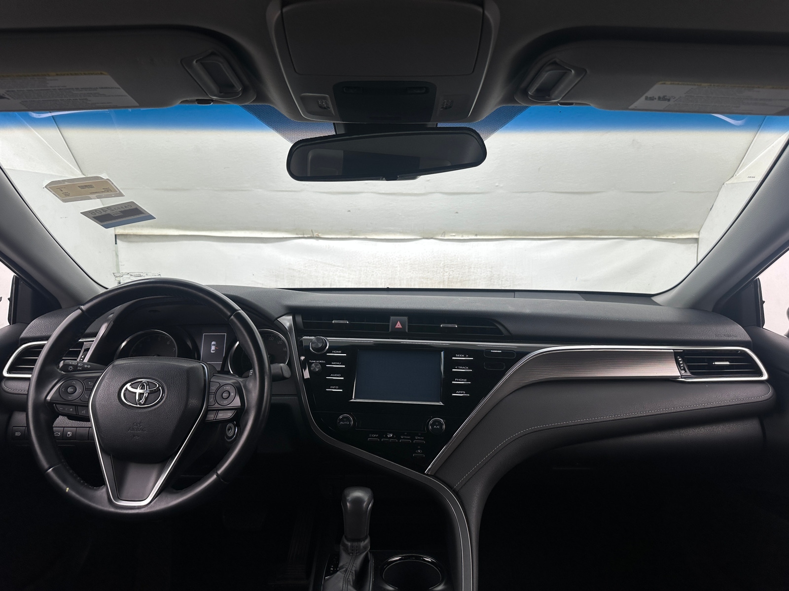 Thumbnail: 2018 Toyota Camry - 3