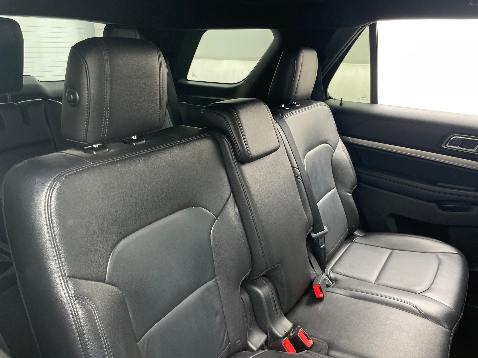 Thumbnail: 2018 Ford Explorer - 6