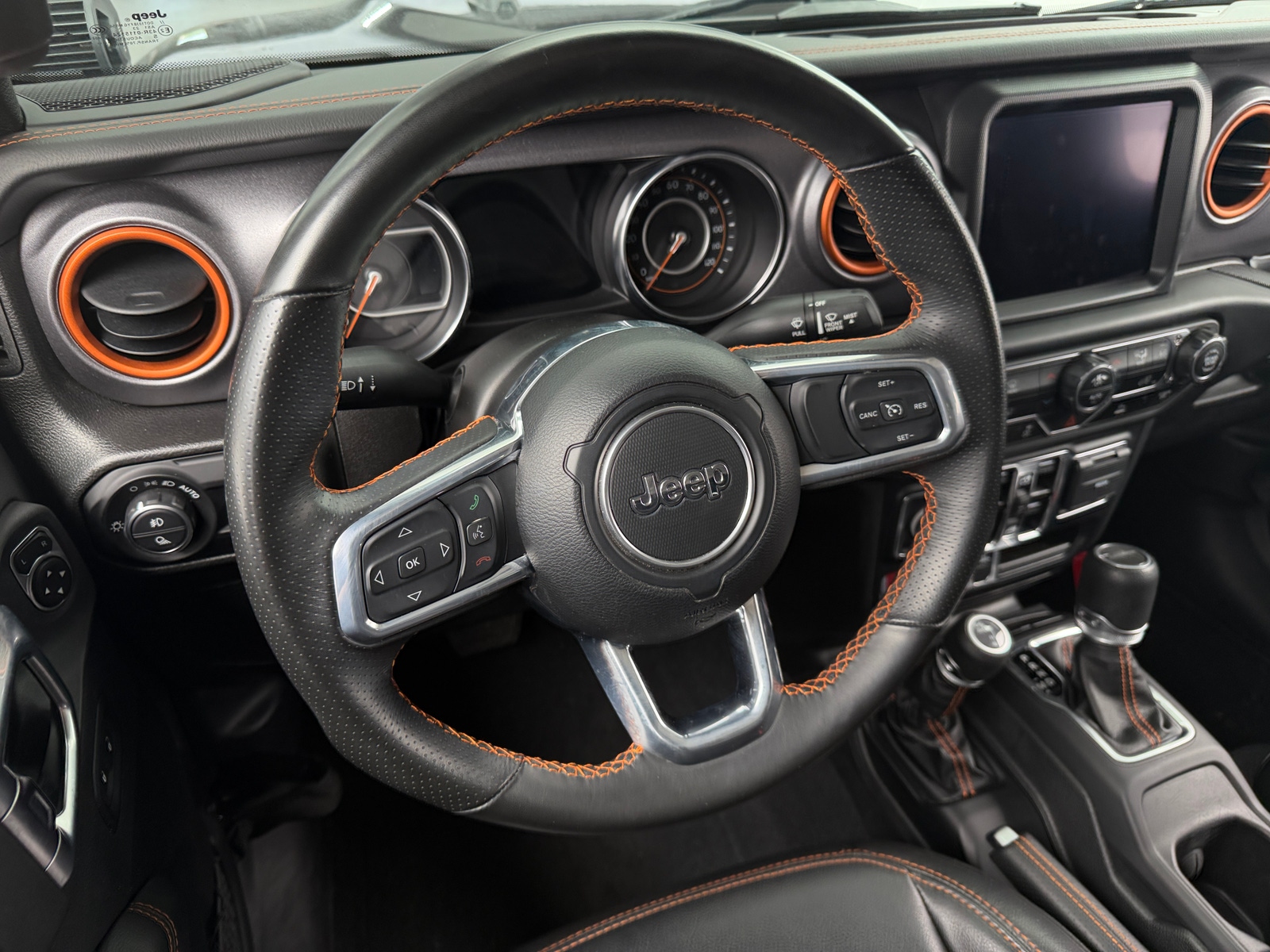 Thumbnail: 2023 Jeep Gladiator - 4