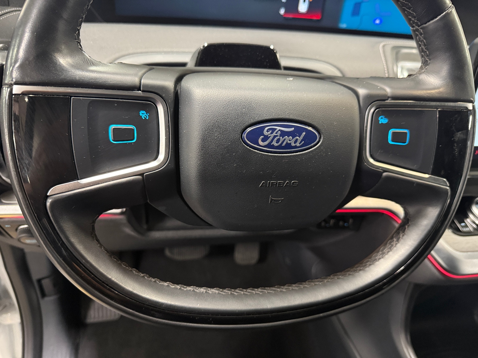 Thumbnail: 2025 Ford Expedition MAX - 4