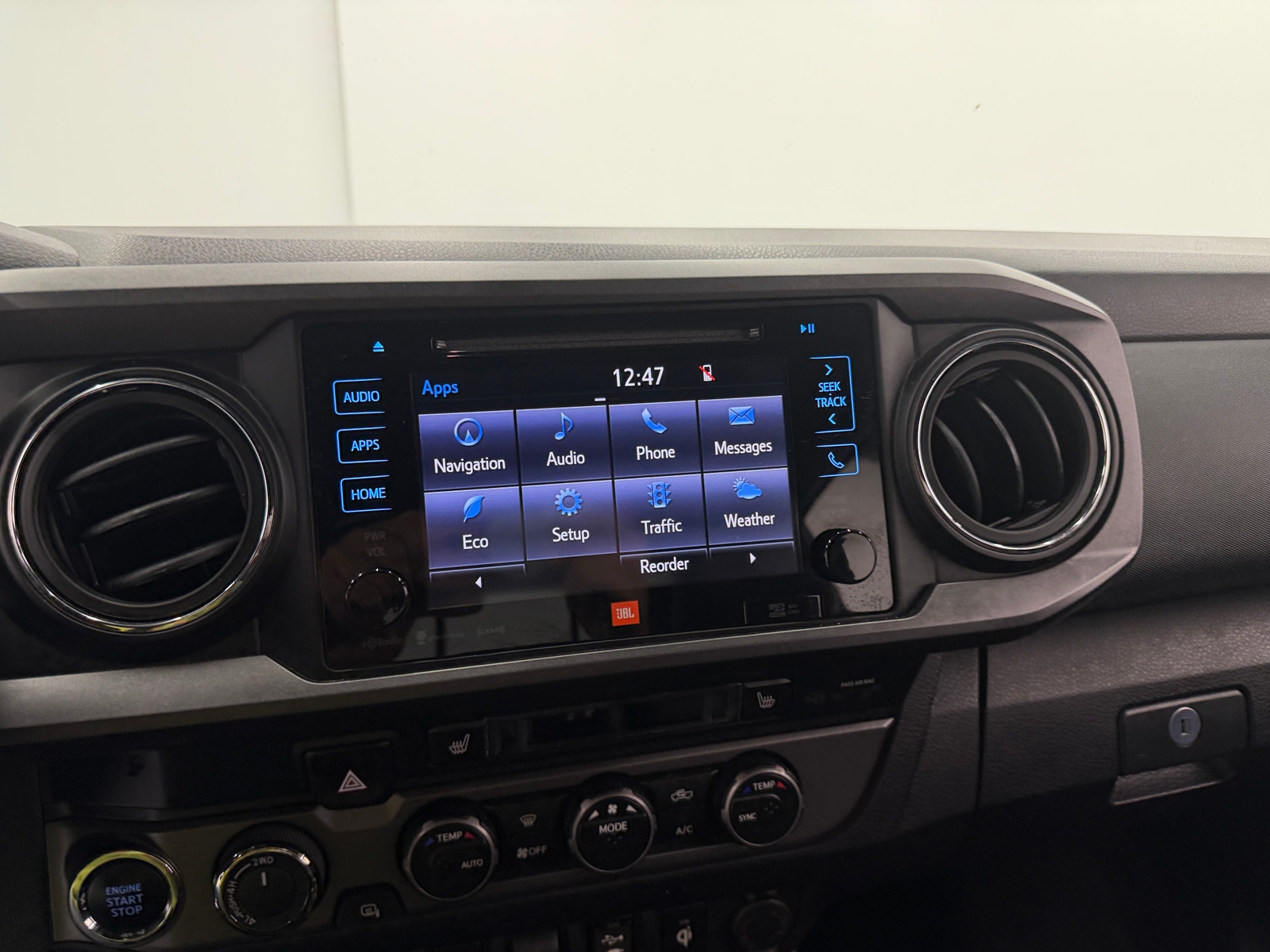 Thumbnail: 2019 Toyota Tacoma - 3