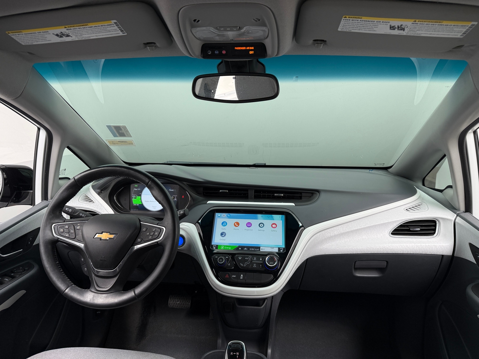 Thumbnail: 2017 Chevrolet Bolt EV - 3