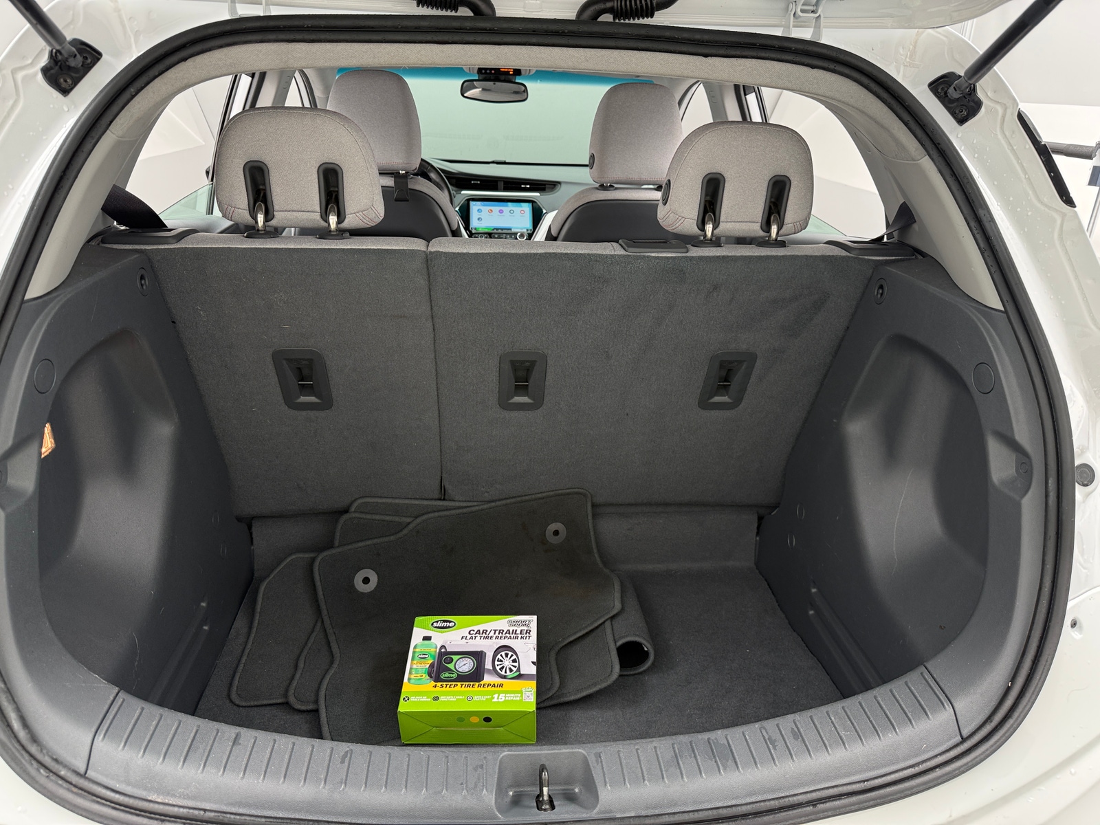 Thumbnail: 2017 Chevrolet Bolt EV - 7