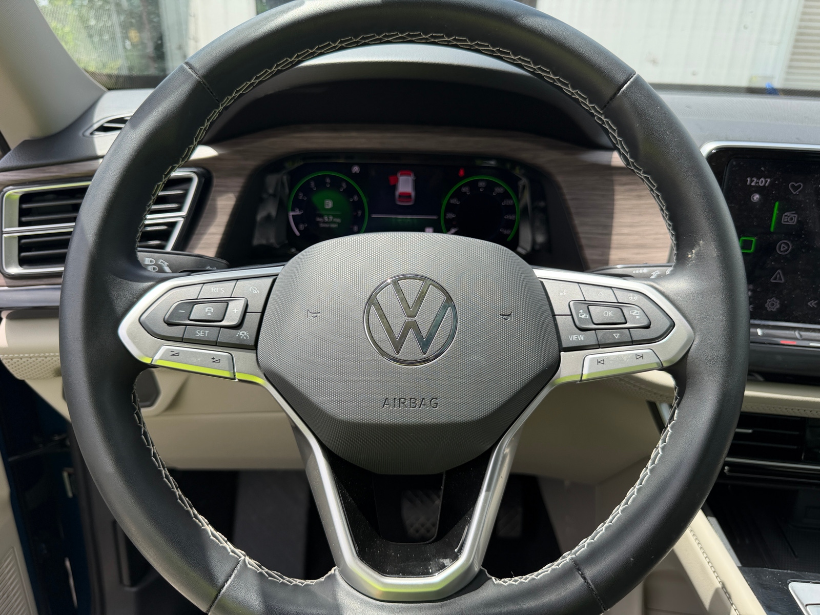 Thumbnail: 2025 Volkswagen Atlas - 4