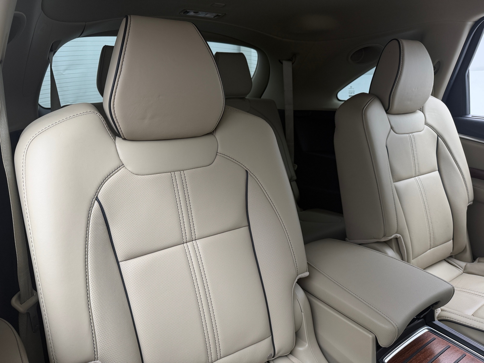 Thumbnail: 2018 Acura MDX - 5