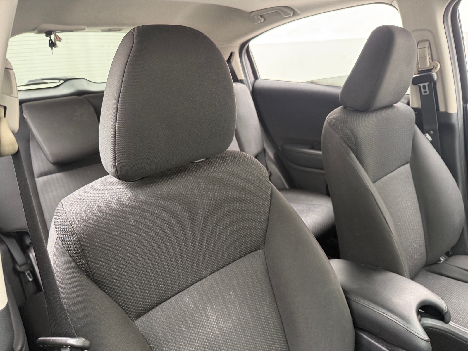 Thumbnail: 2017 Honda HR-V - 2