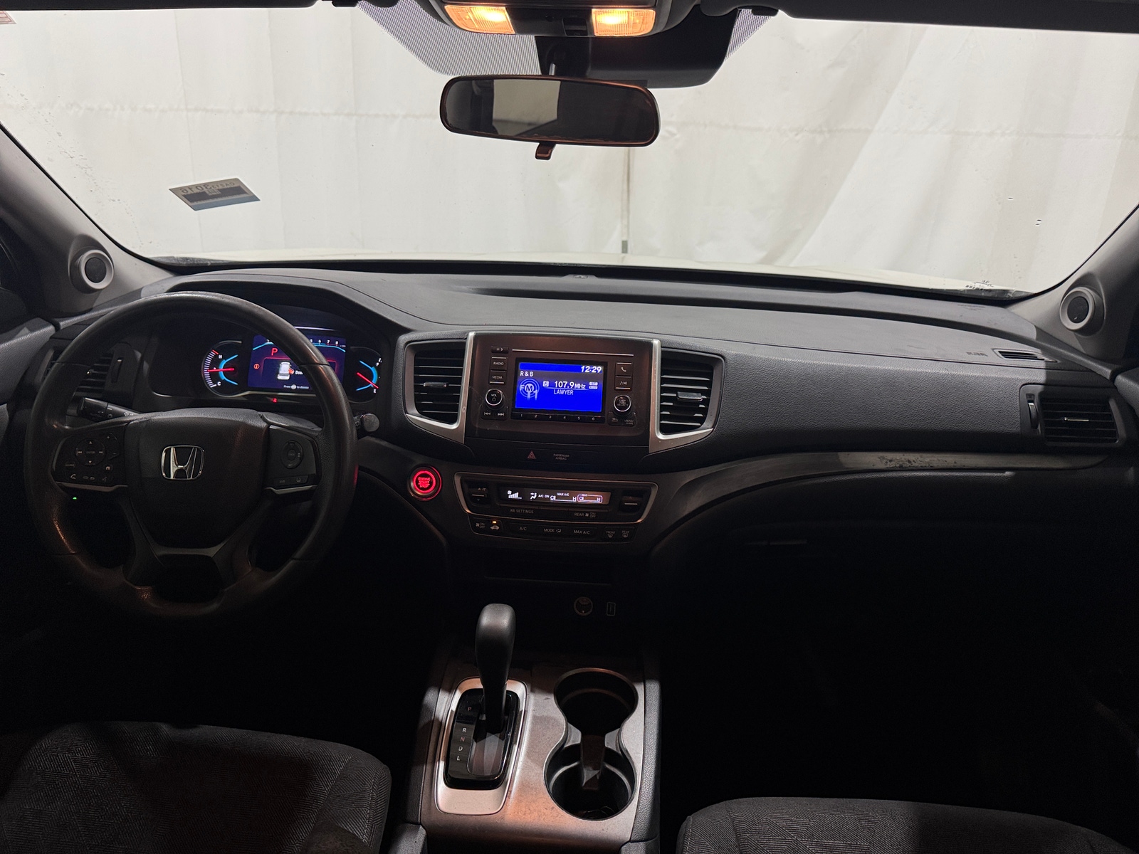 Thumbnail: 2019 Honda Pilot - 3