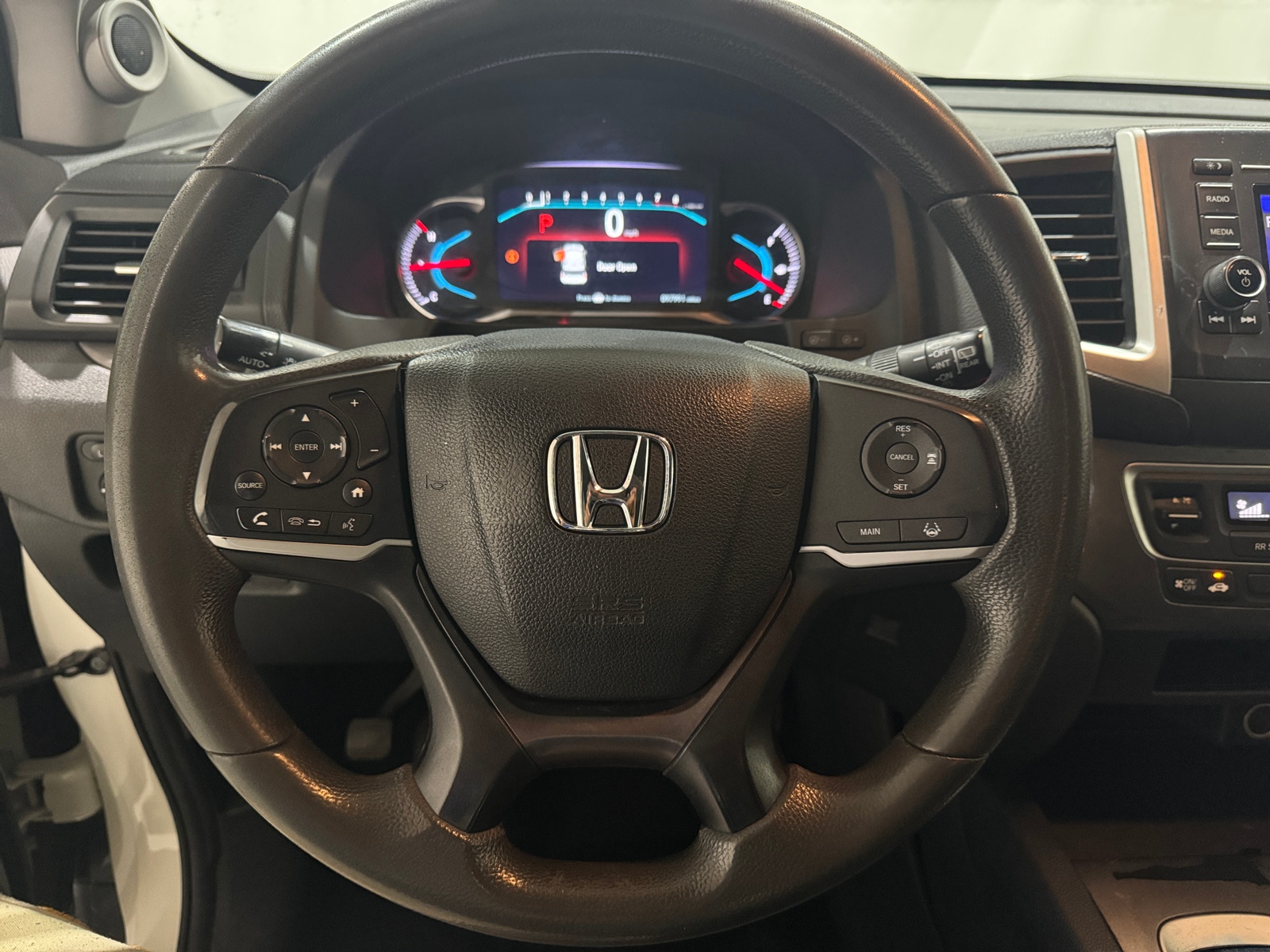 Thumbnail: 2019 Honda Pilot - 4